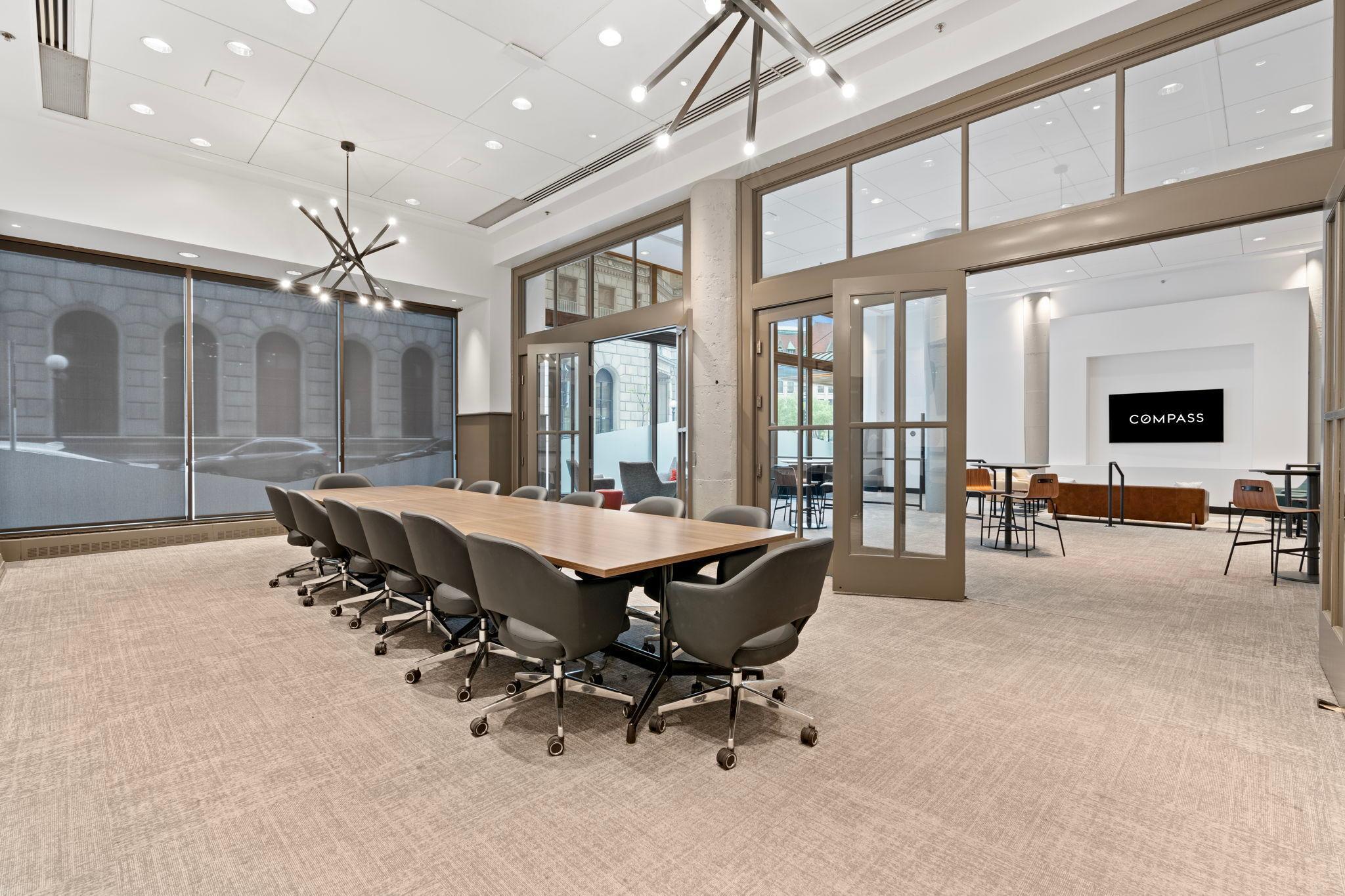 360 Saint Peter Street Unit: 4