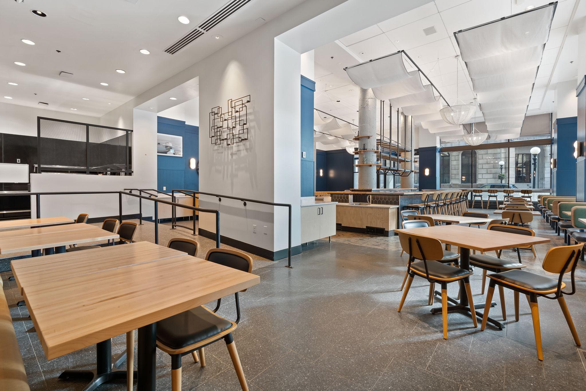 360 Saint Peter Street Unit: 4