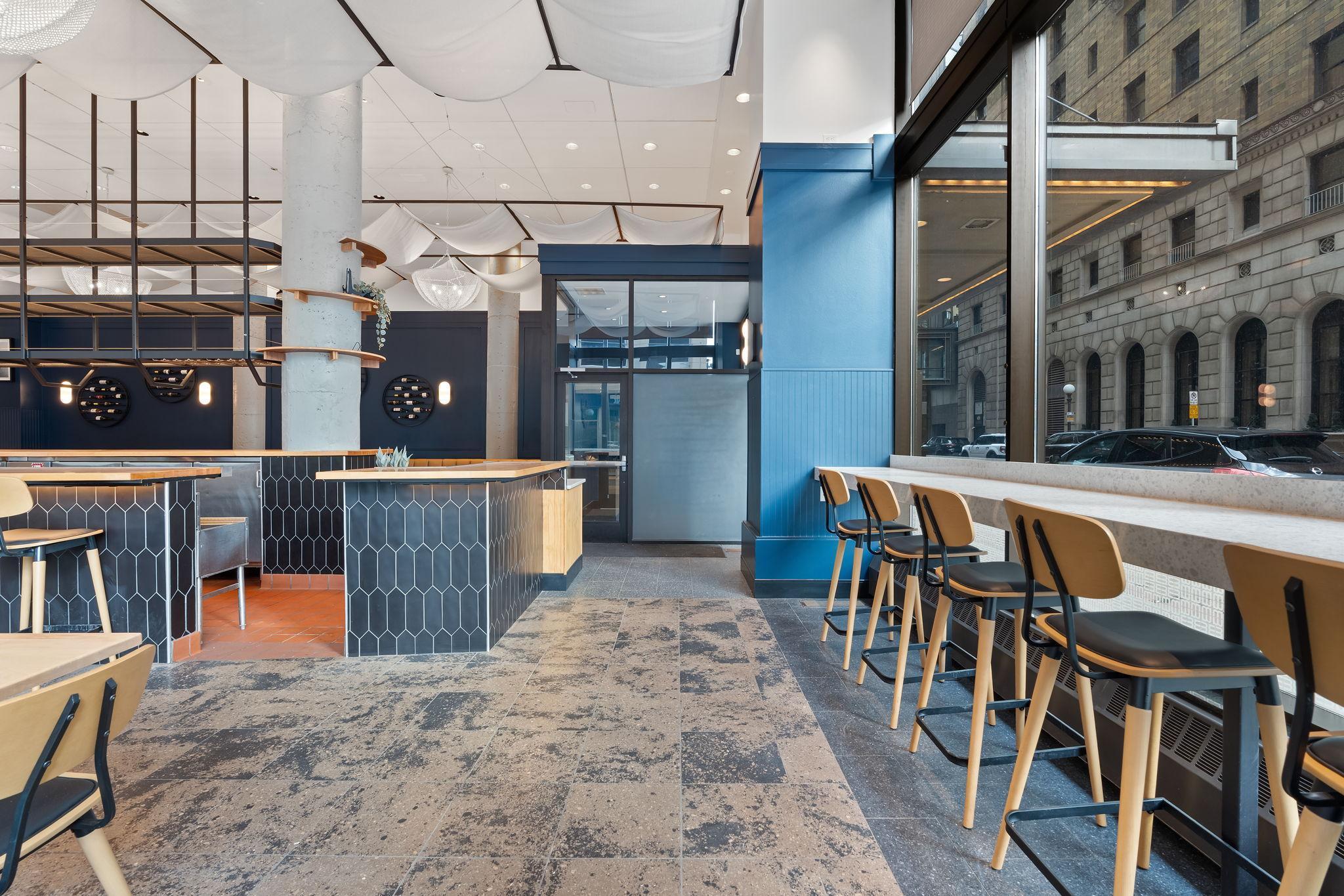 360 Saint Peter Street Unit: 4