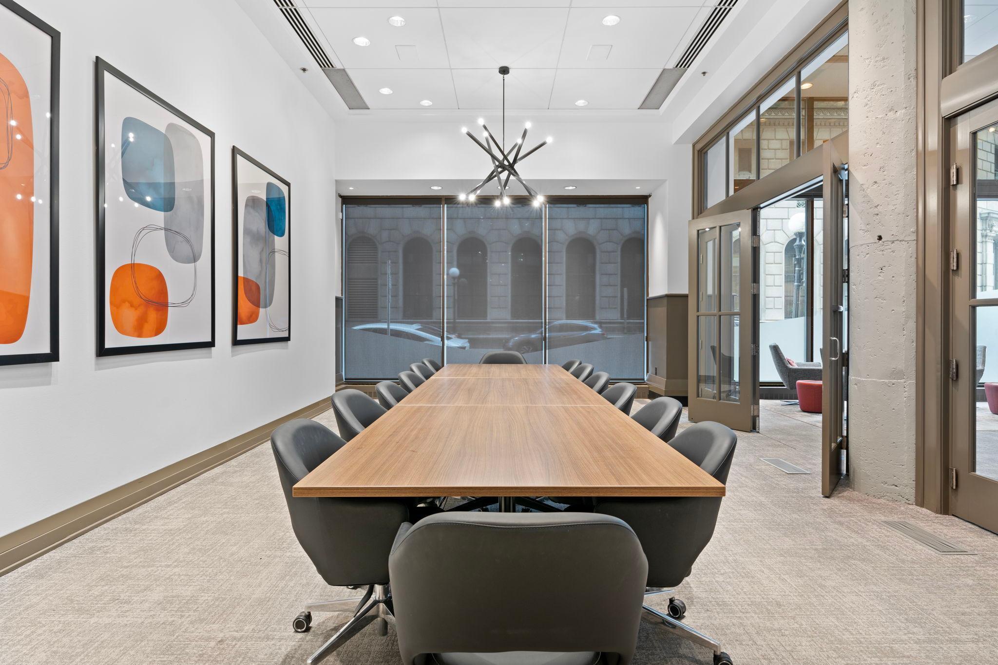 360 Saint Peter Street Unit: 4