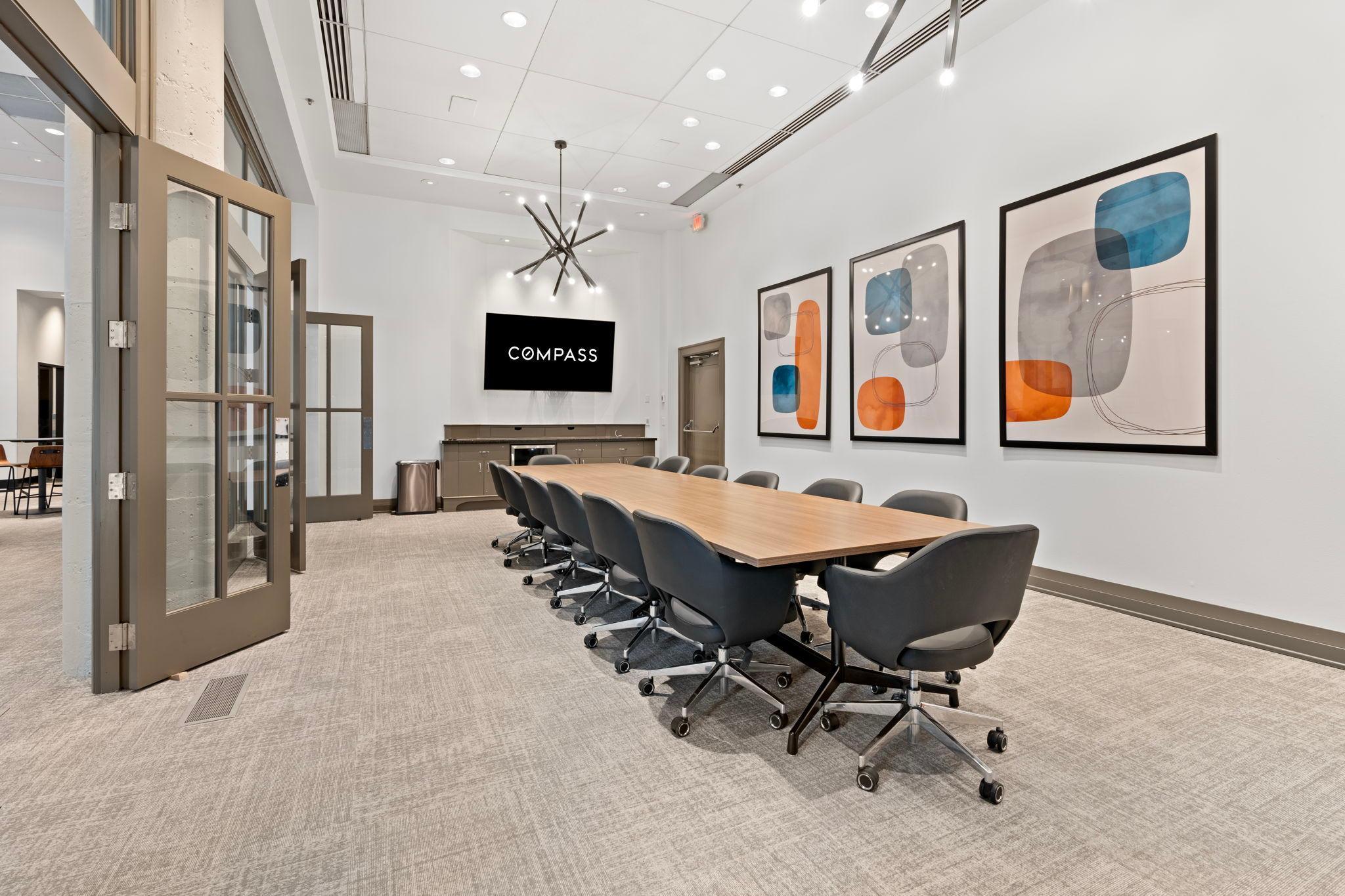 360 Saint Peter Street Unit: 4