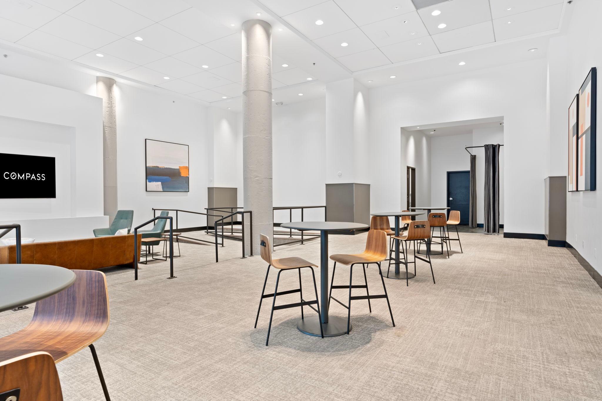 360 Saint Peter Street Unit: 4