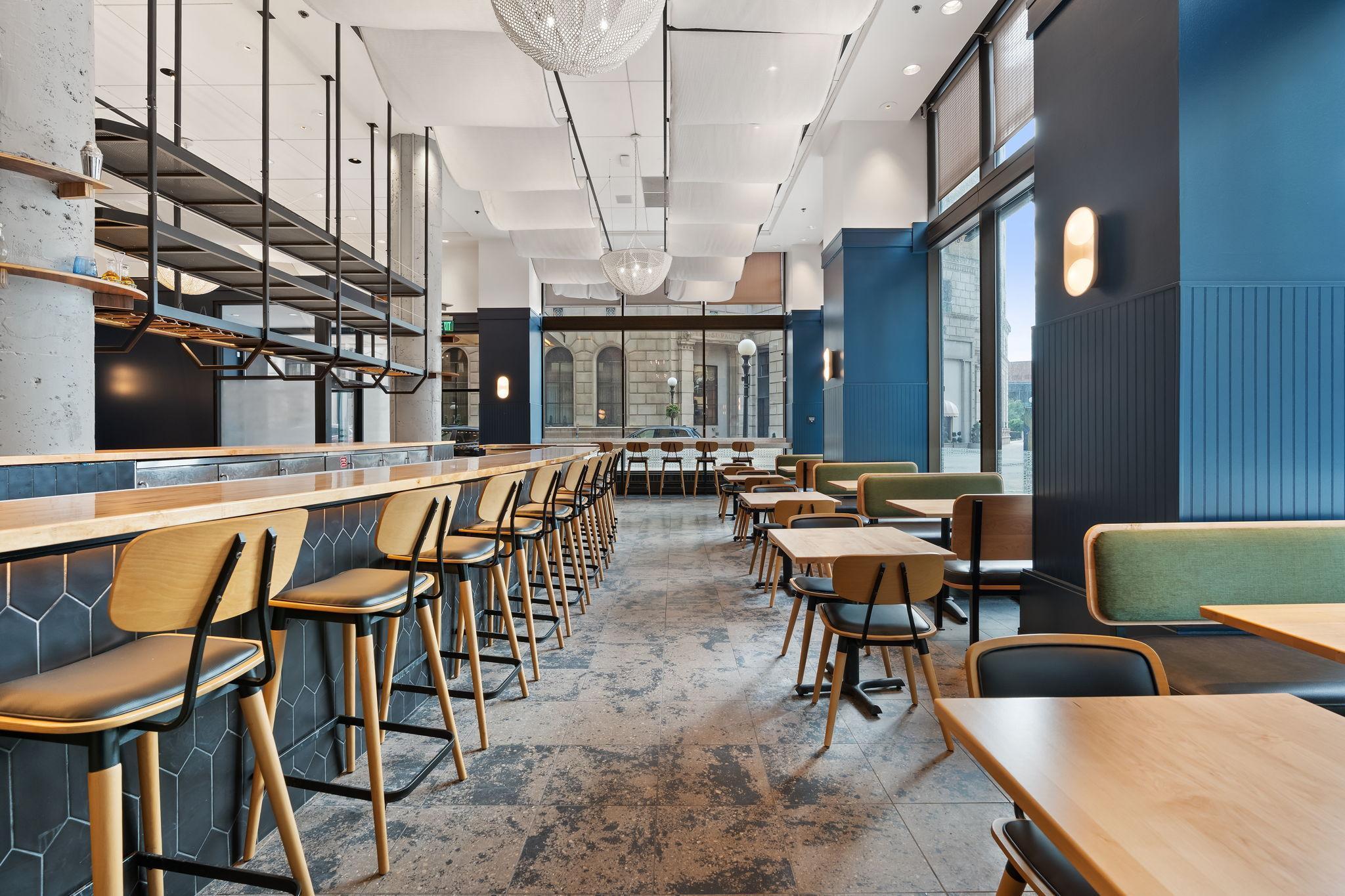 360 Saint Peter Street Unit: 4