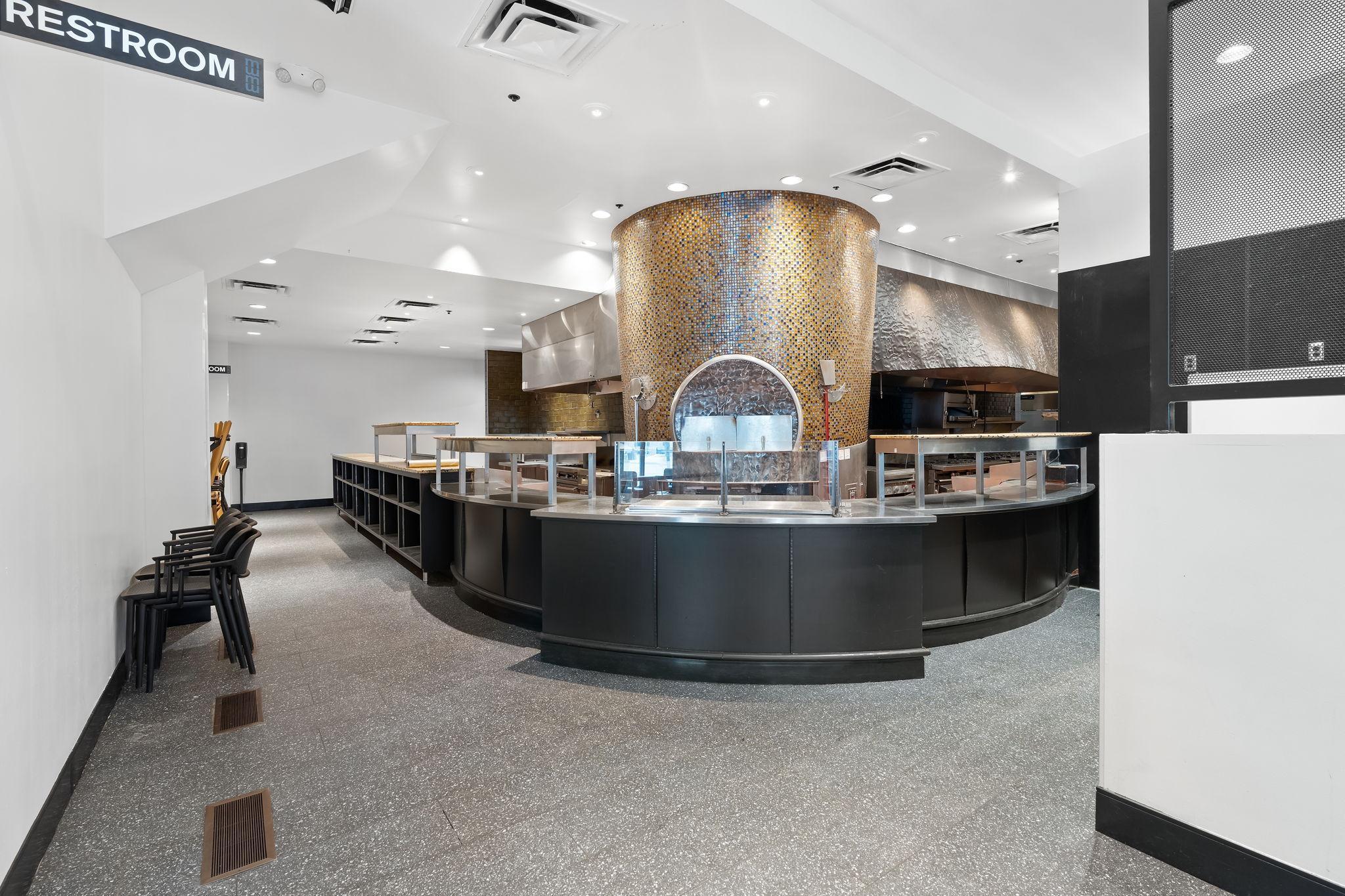 360 Saint Peter Street Unit: 4