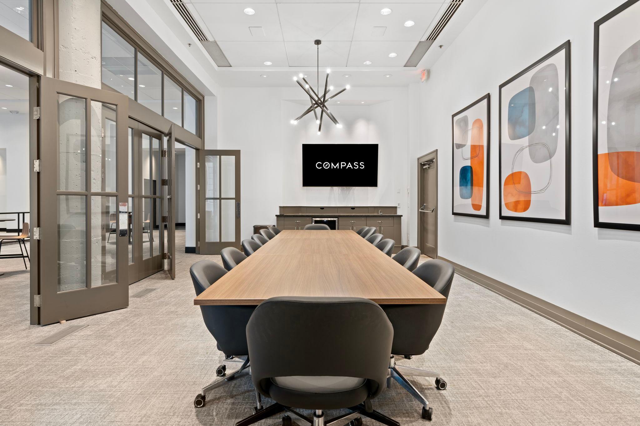 360 Saint Peter Street Unit: 4