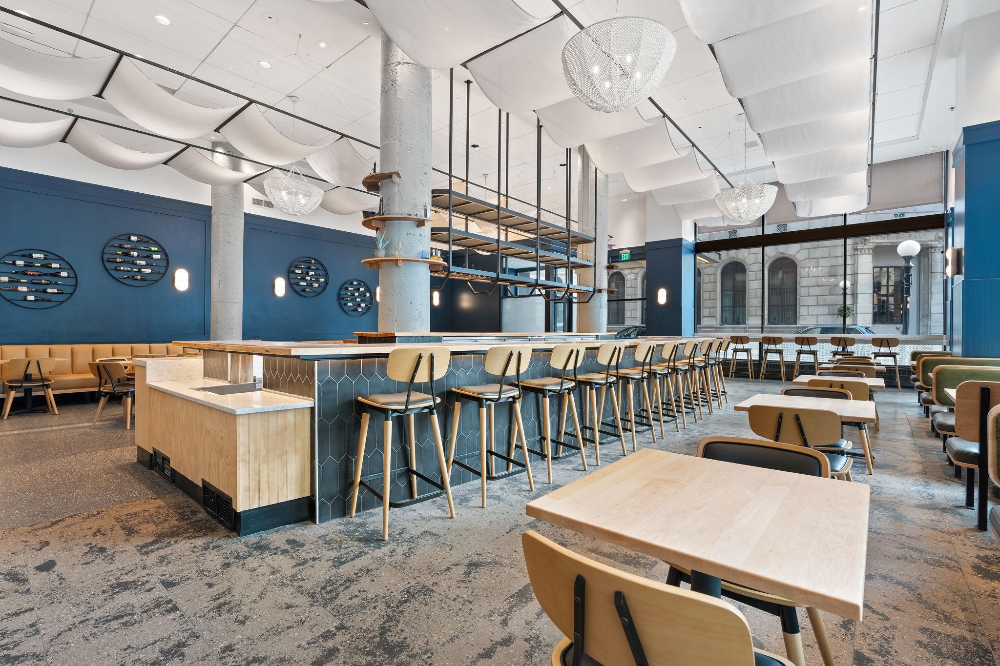 360 Saint Peter Street Unit: 4