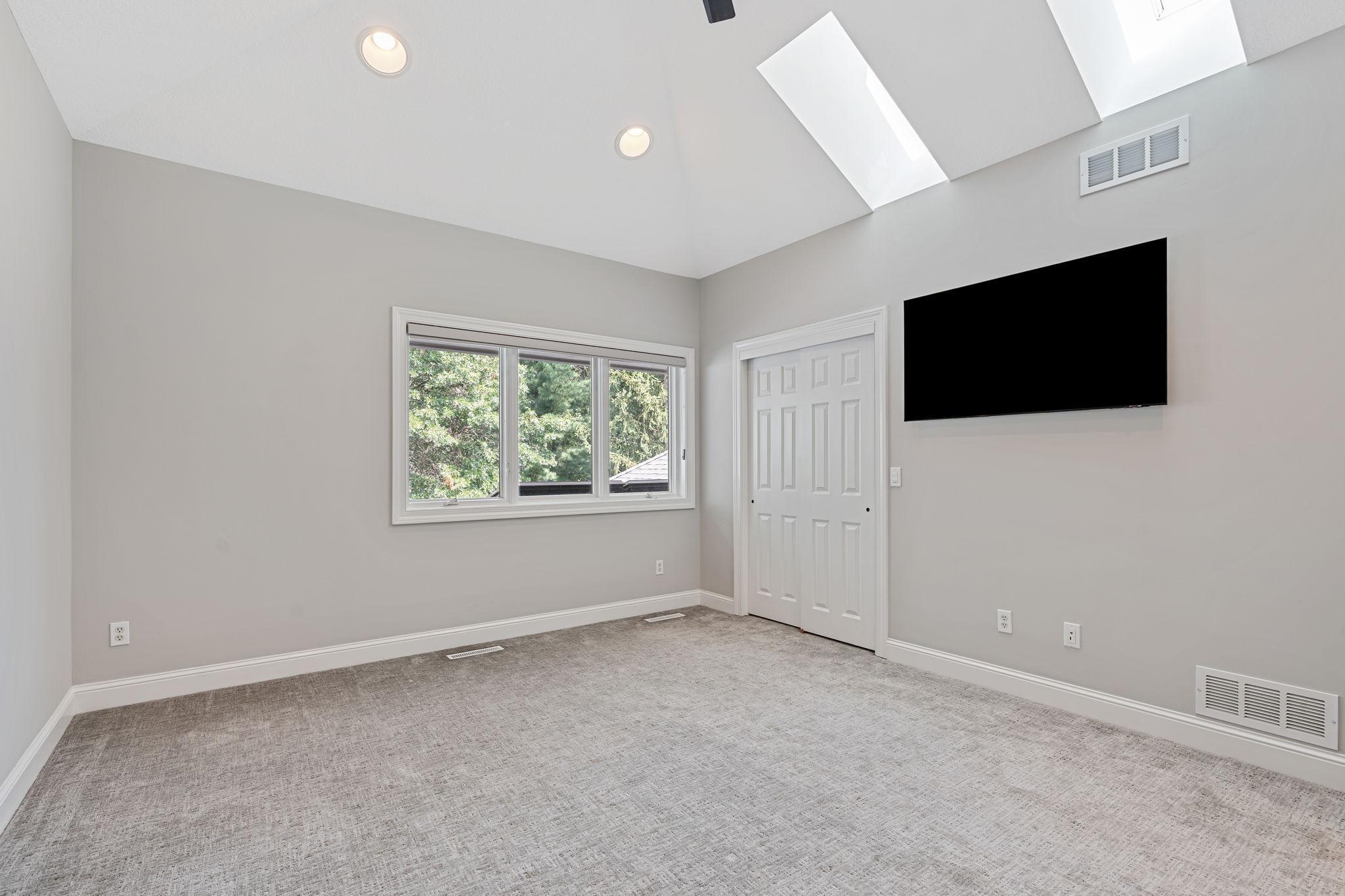 9 Red Forest Lane
