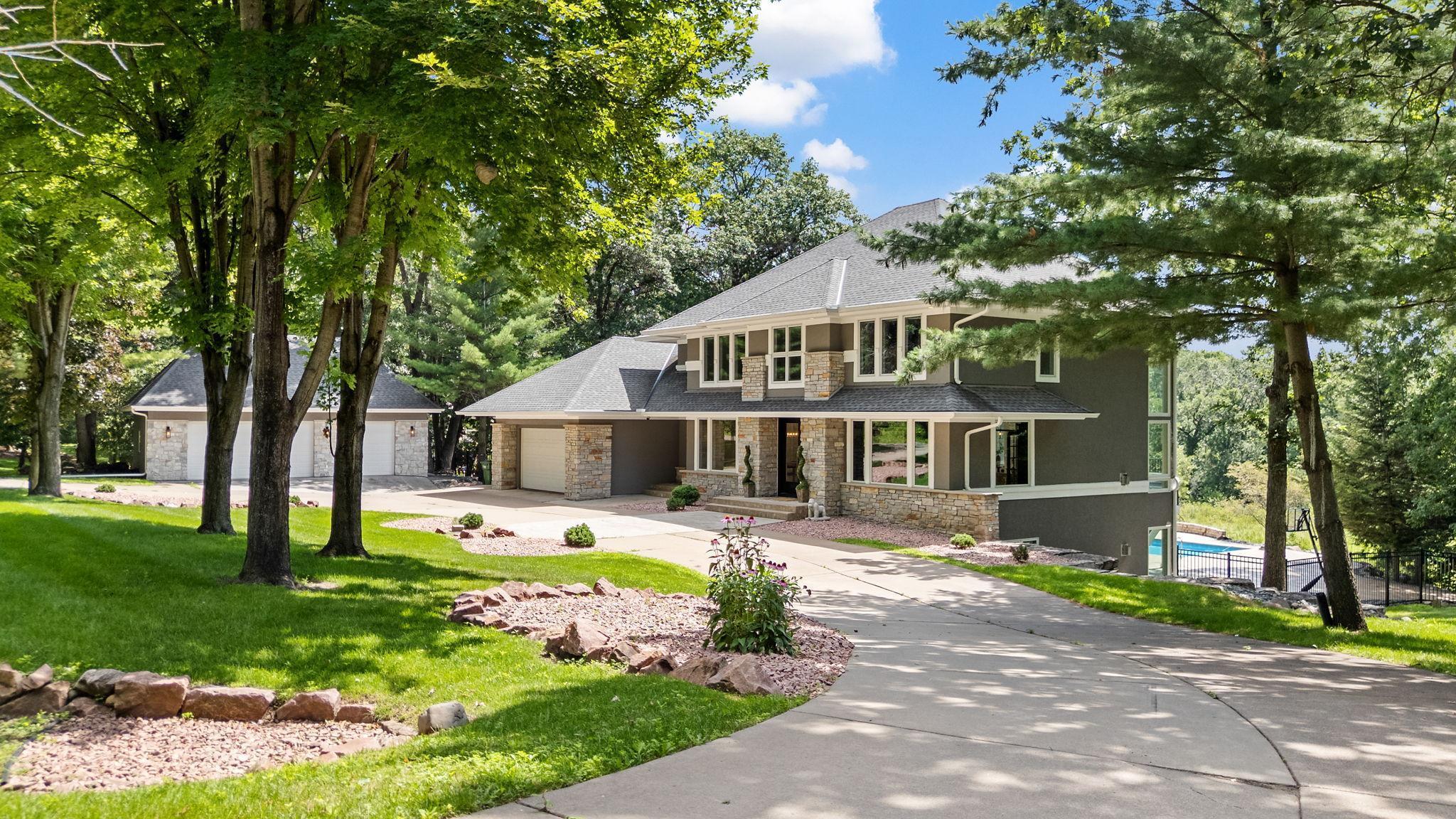 9 Red Forest Lane