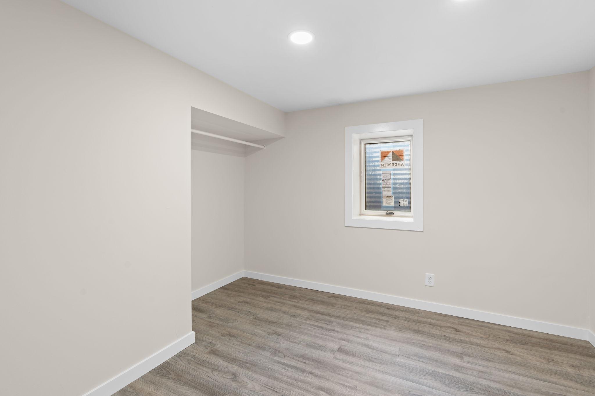 8433 E River Road NW