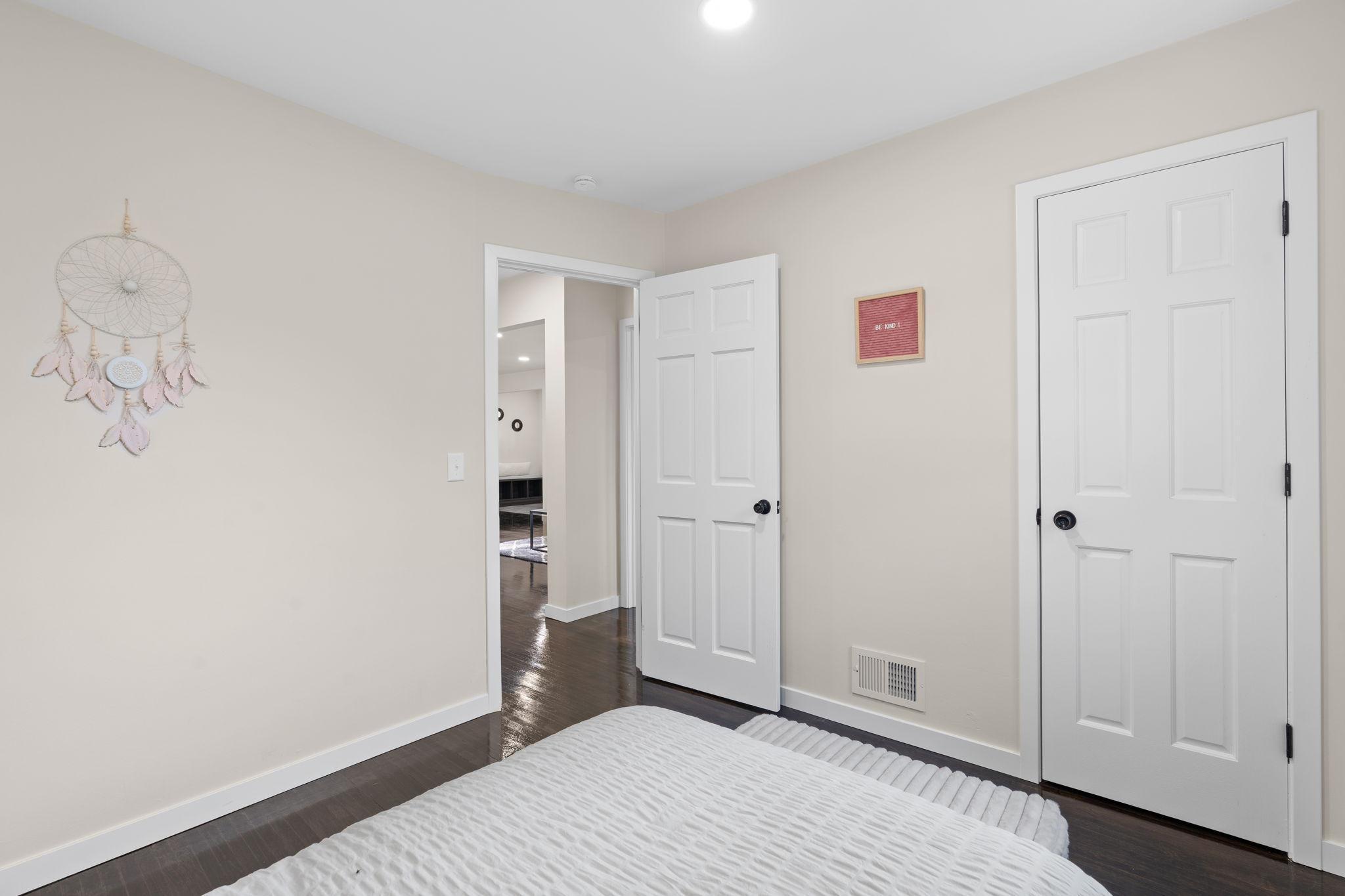 8433 E River Road NW