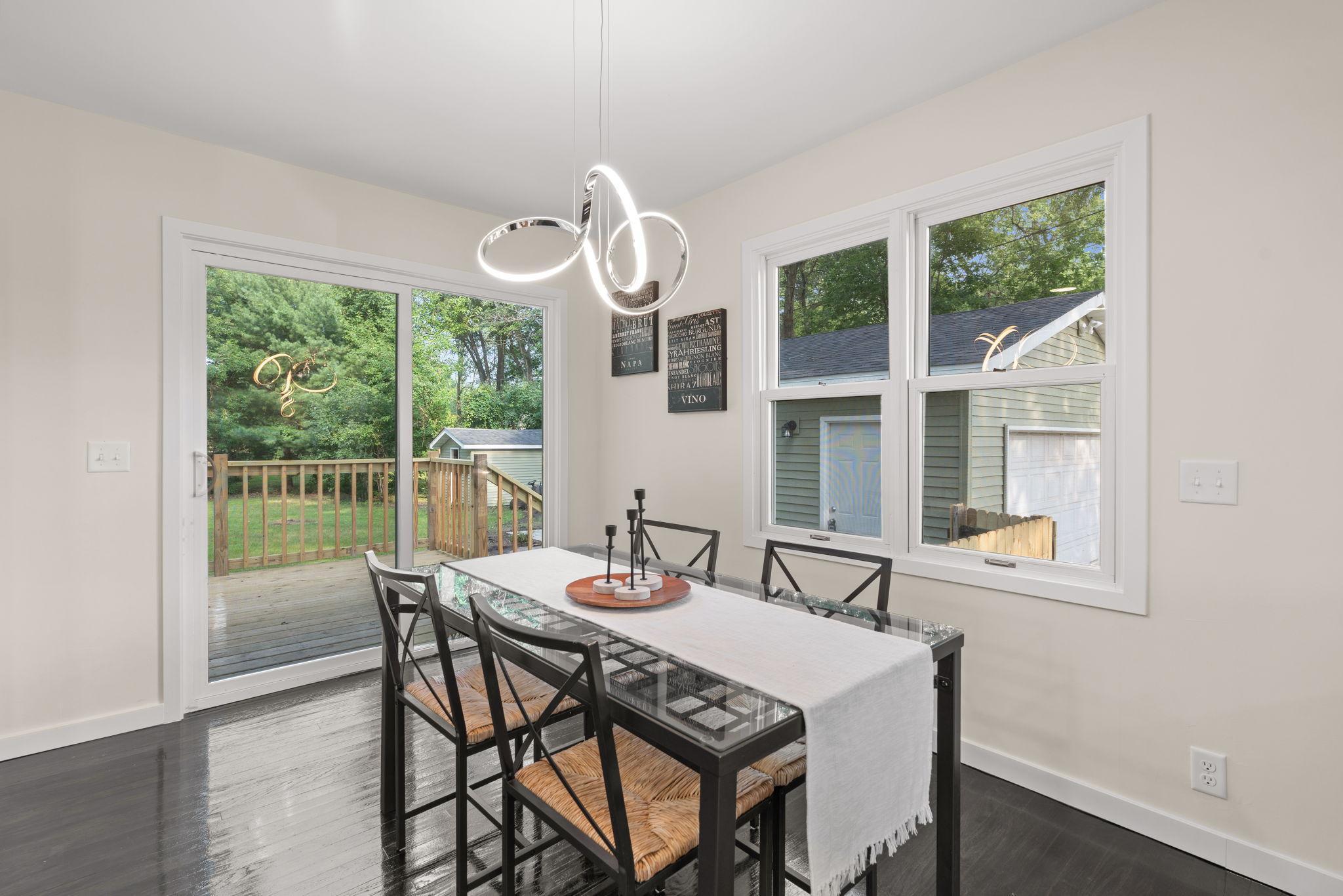 8433 E River Road NW