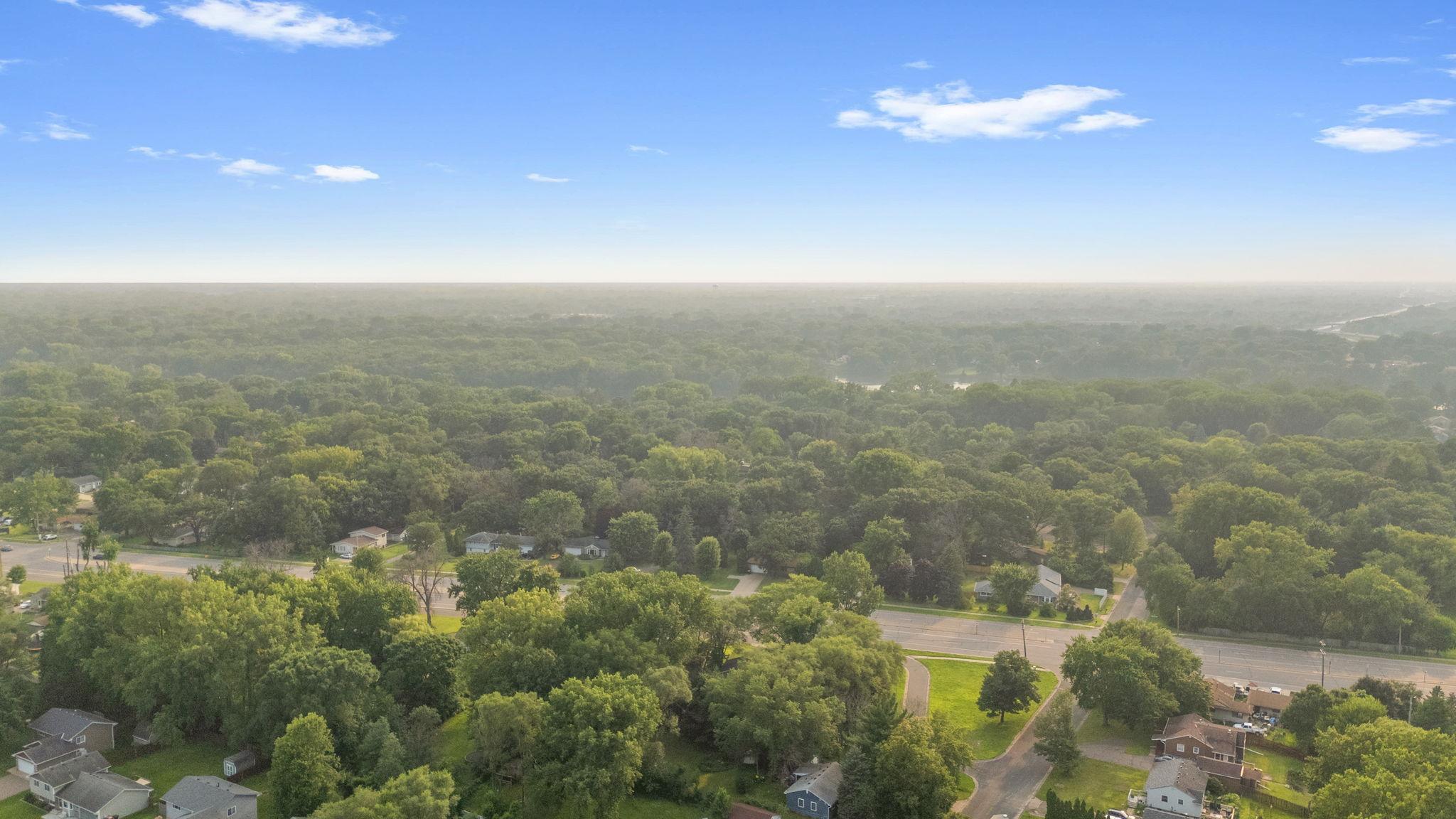 8433 E River Road NW