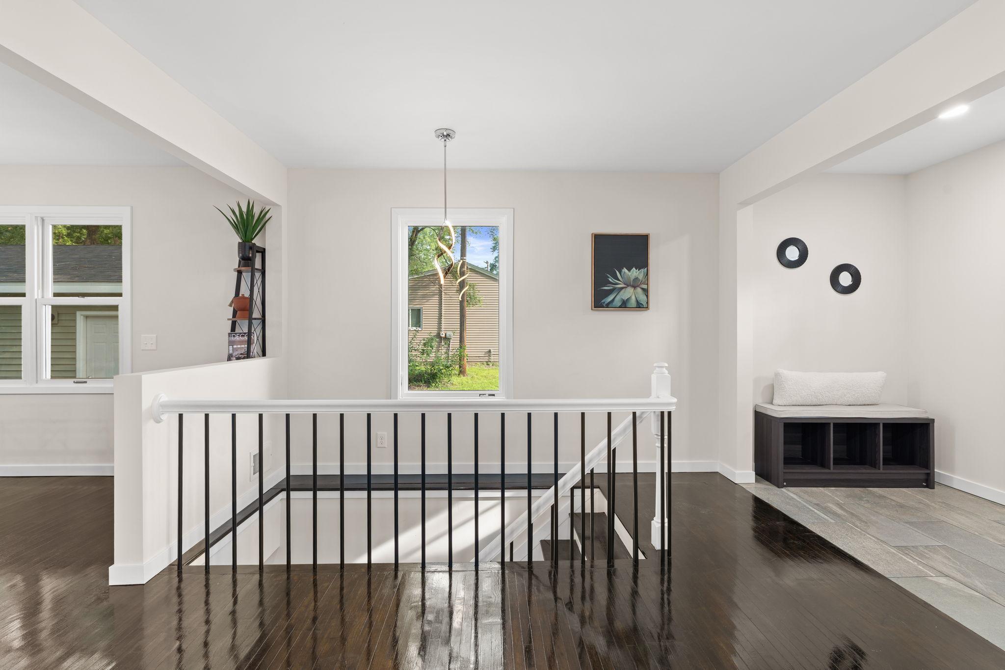 8433 E River Road NW