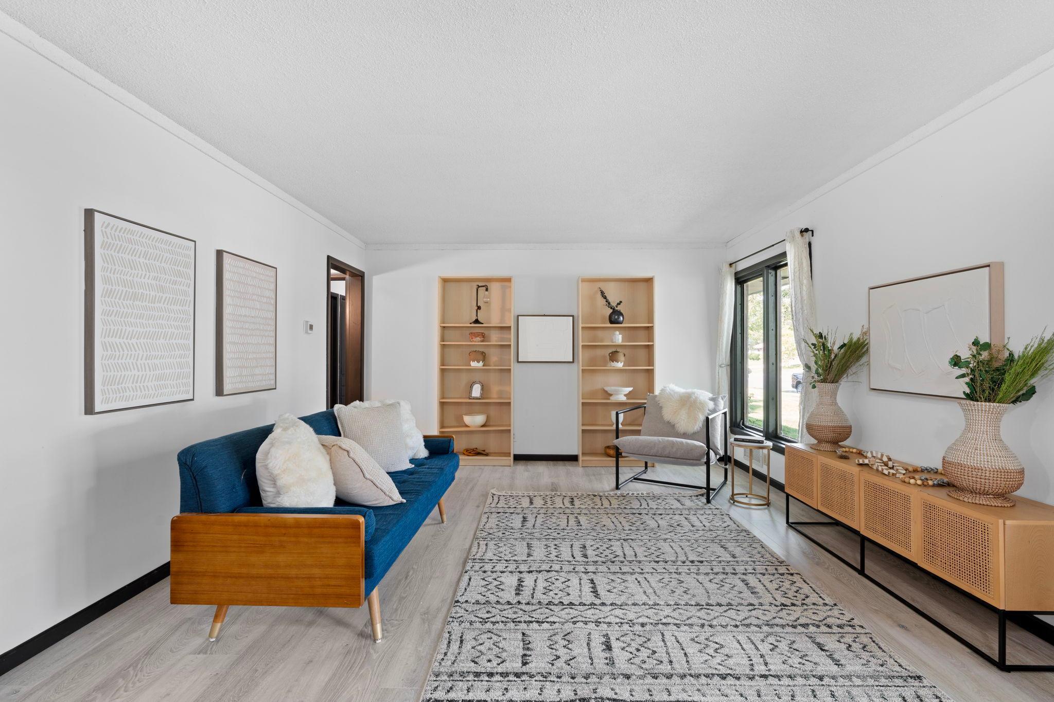 10112 Dupont Avenue S