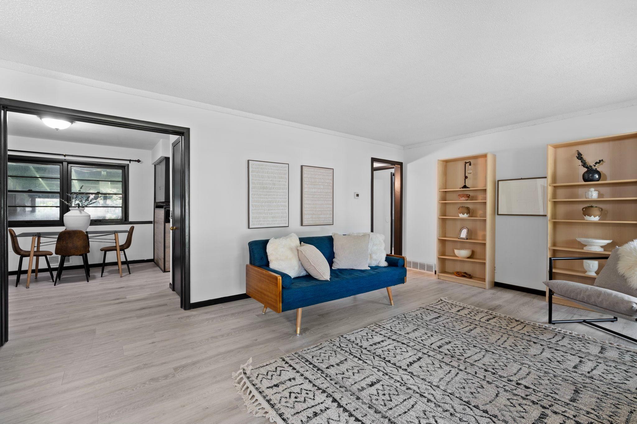 10112 Dupont Avenue S