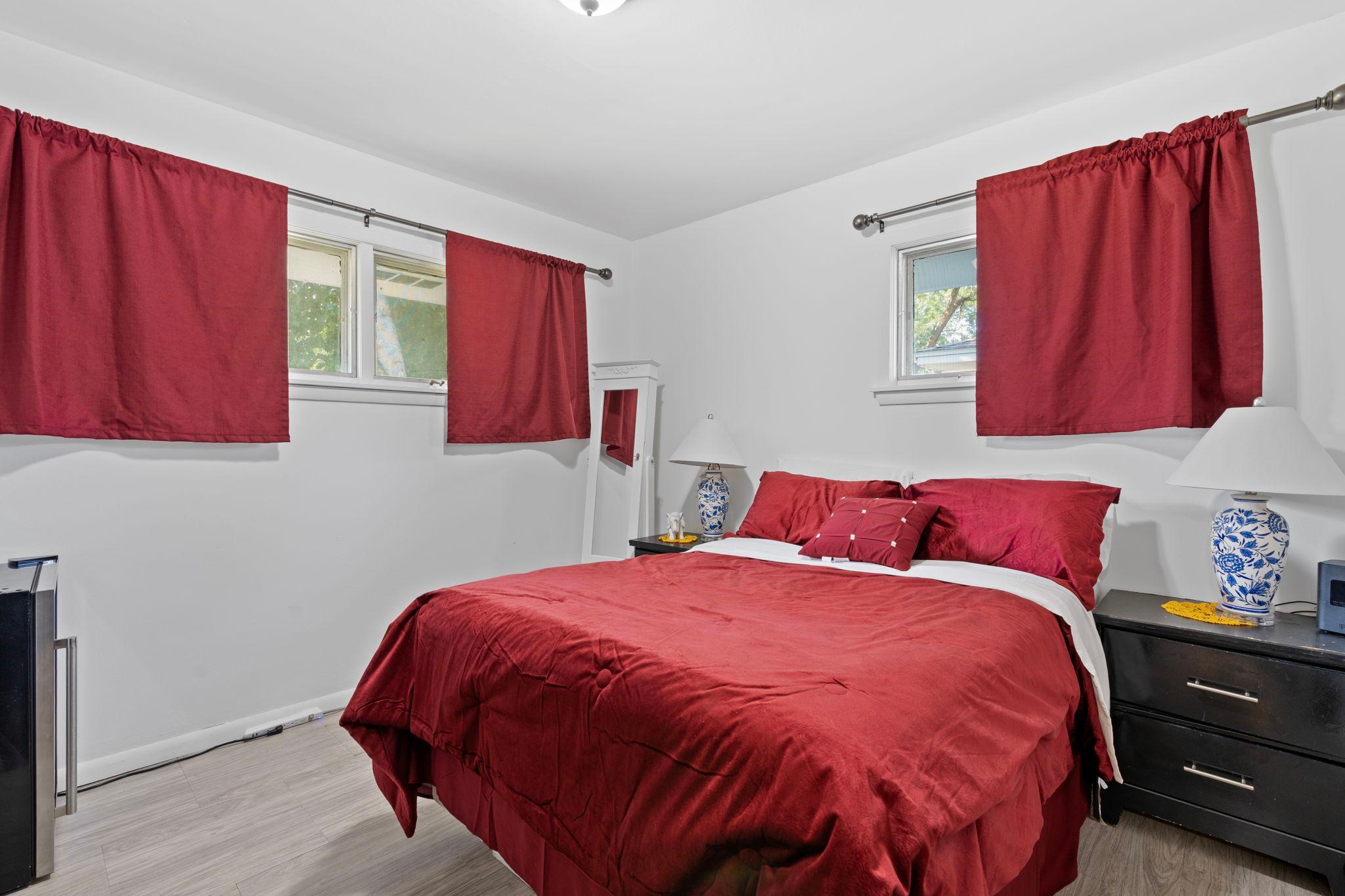 10112 Dupont Avenue S