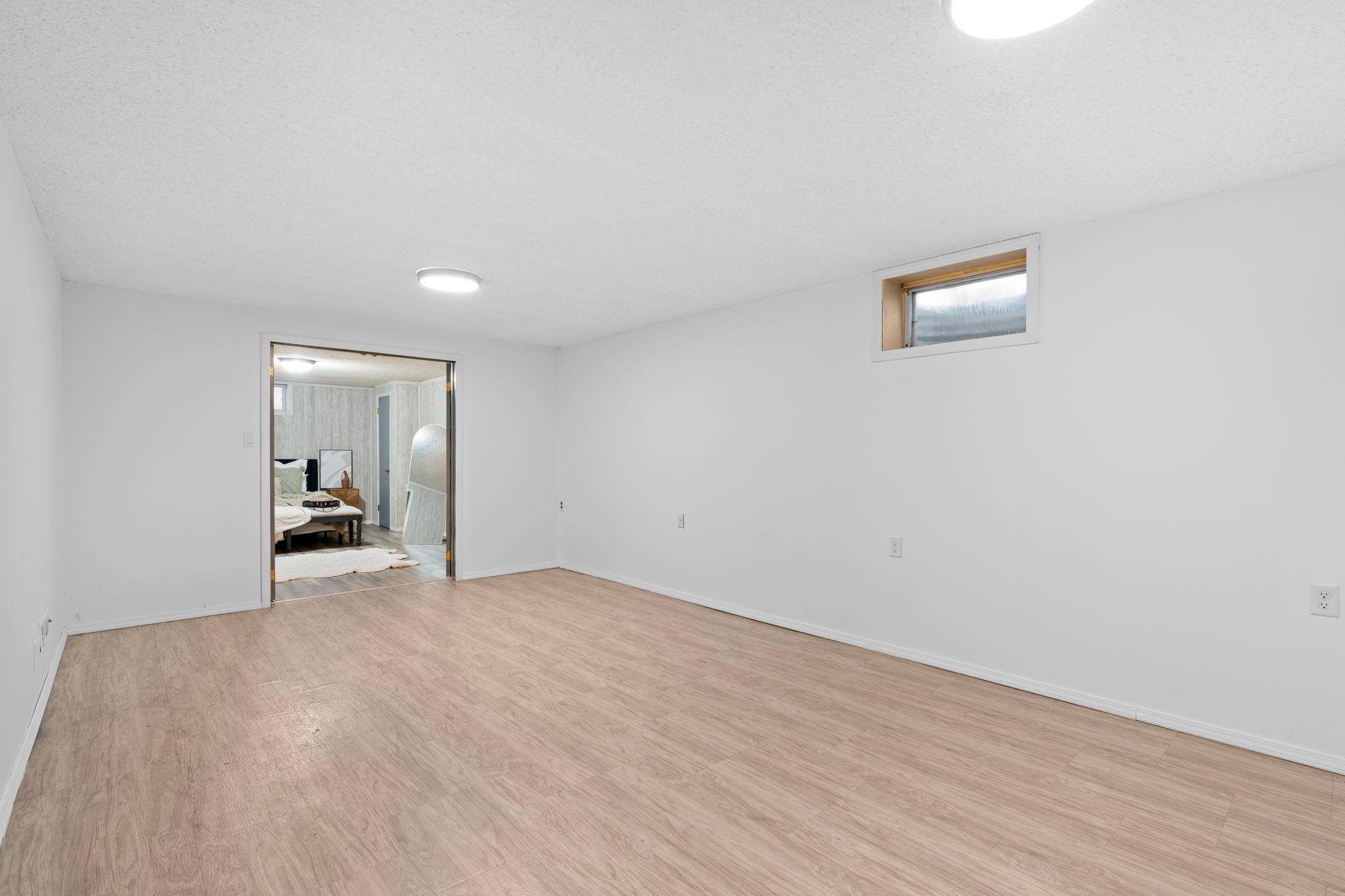 10112 Dupont Avenue S