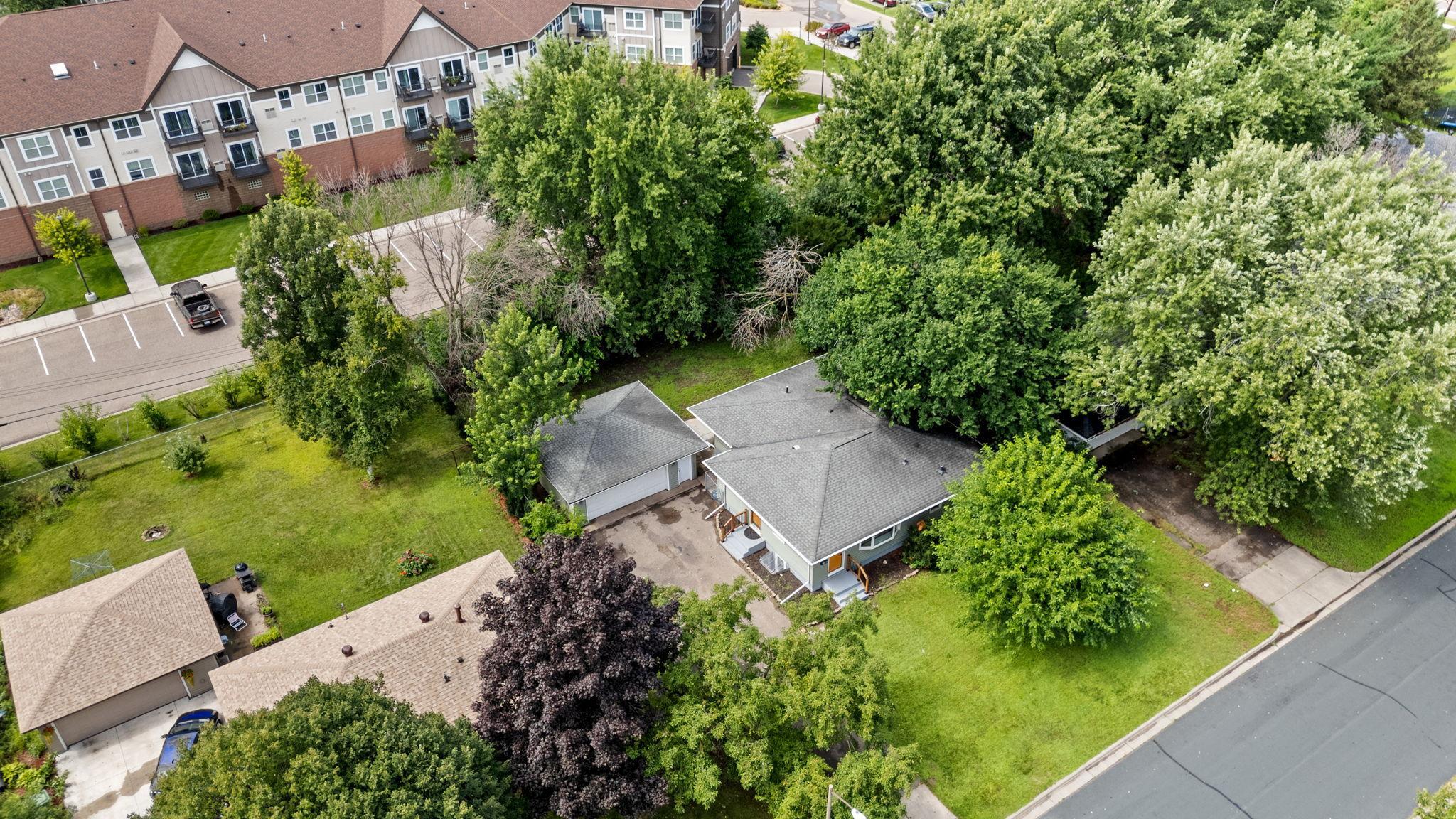 6819 Toledo Avenue N