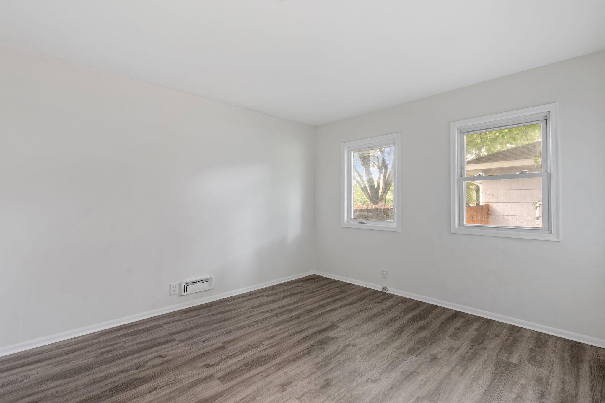 6819 Toledo Avenue N