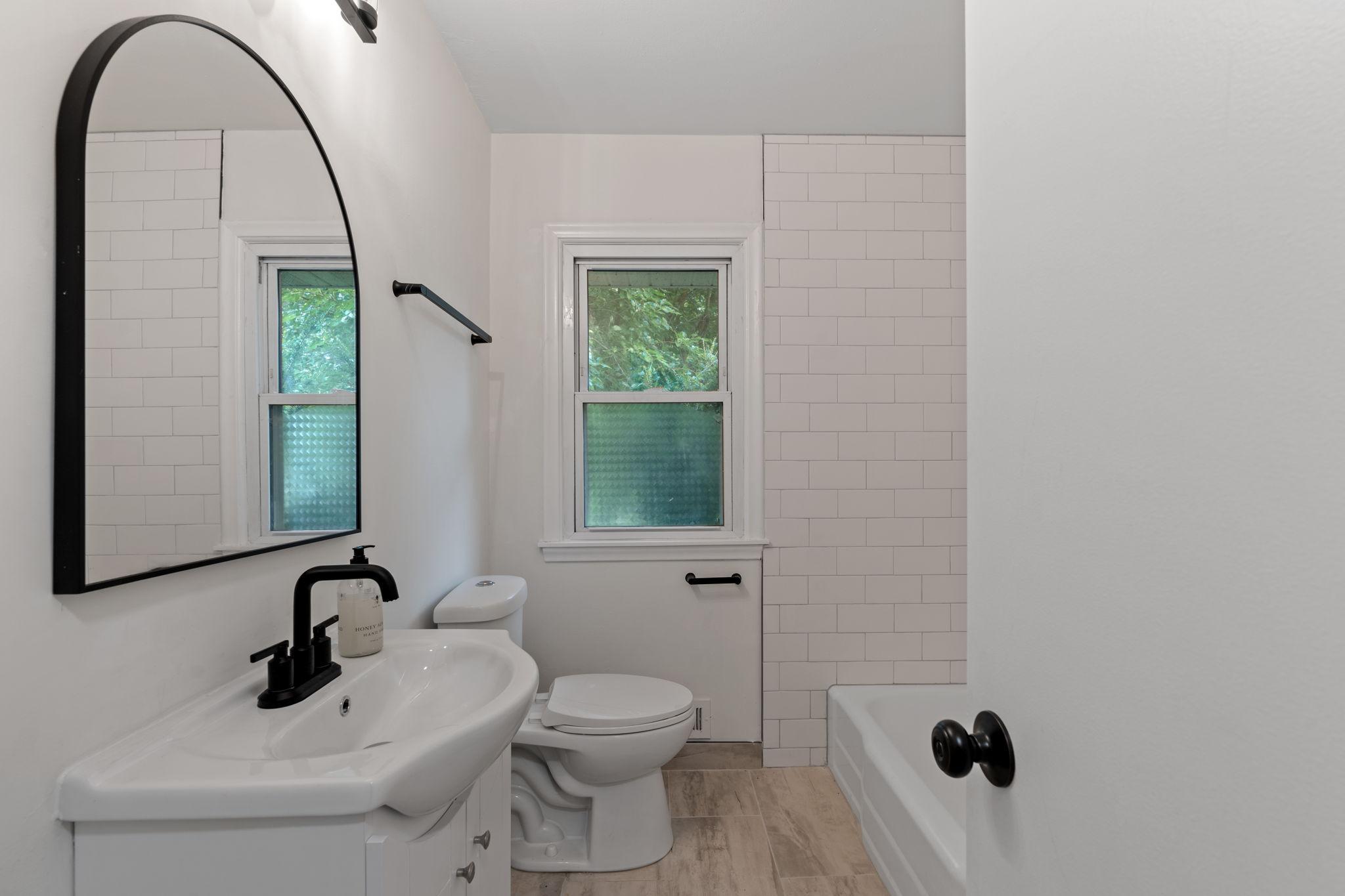 6819 Toledo Avenue N