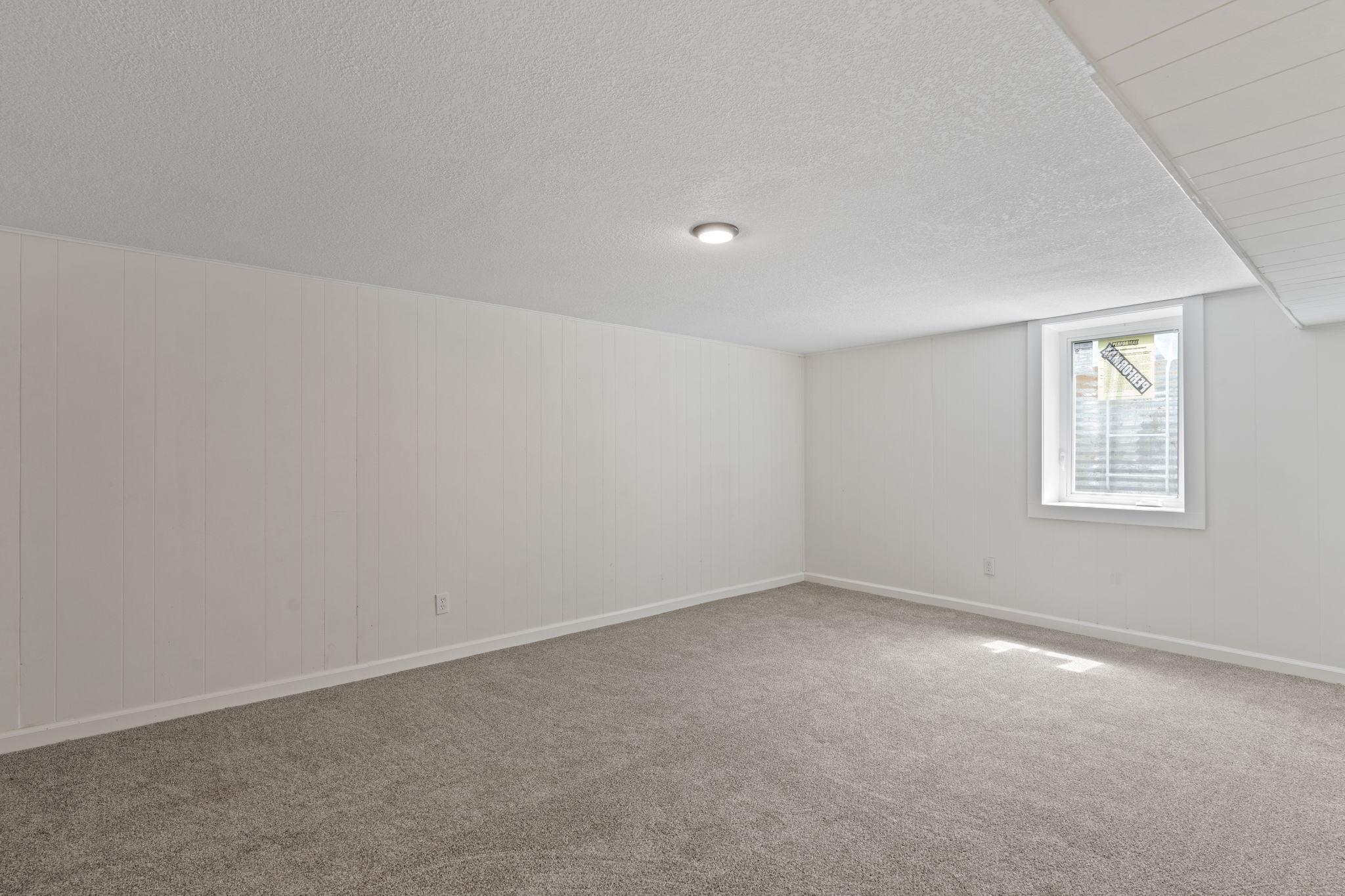 6819 Toledo Avenue N