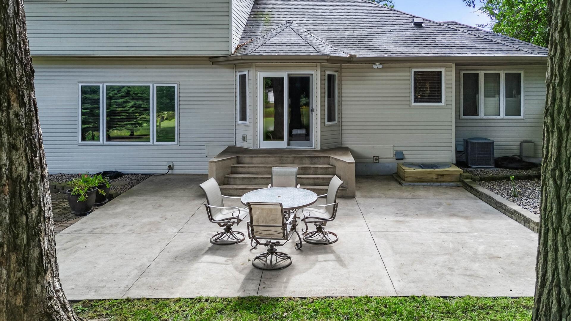 600 Lyman Boulevard
