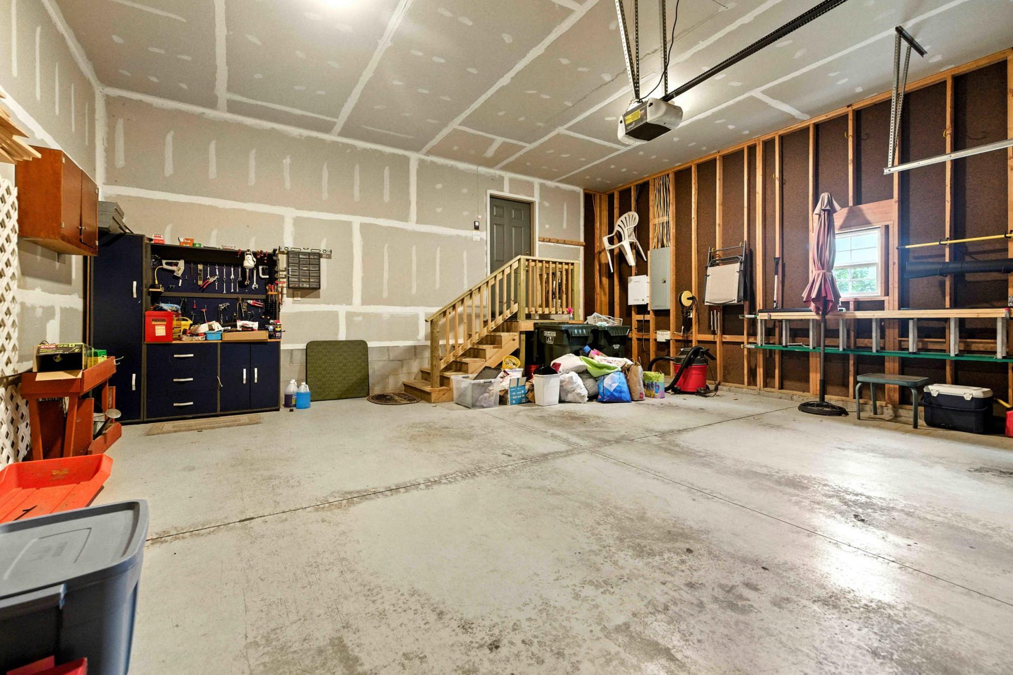 24719 Cove Trail