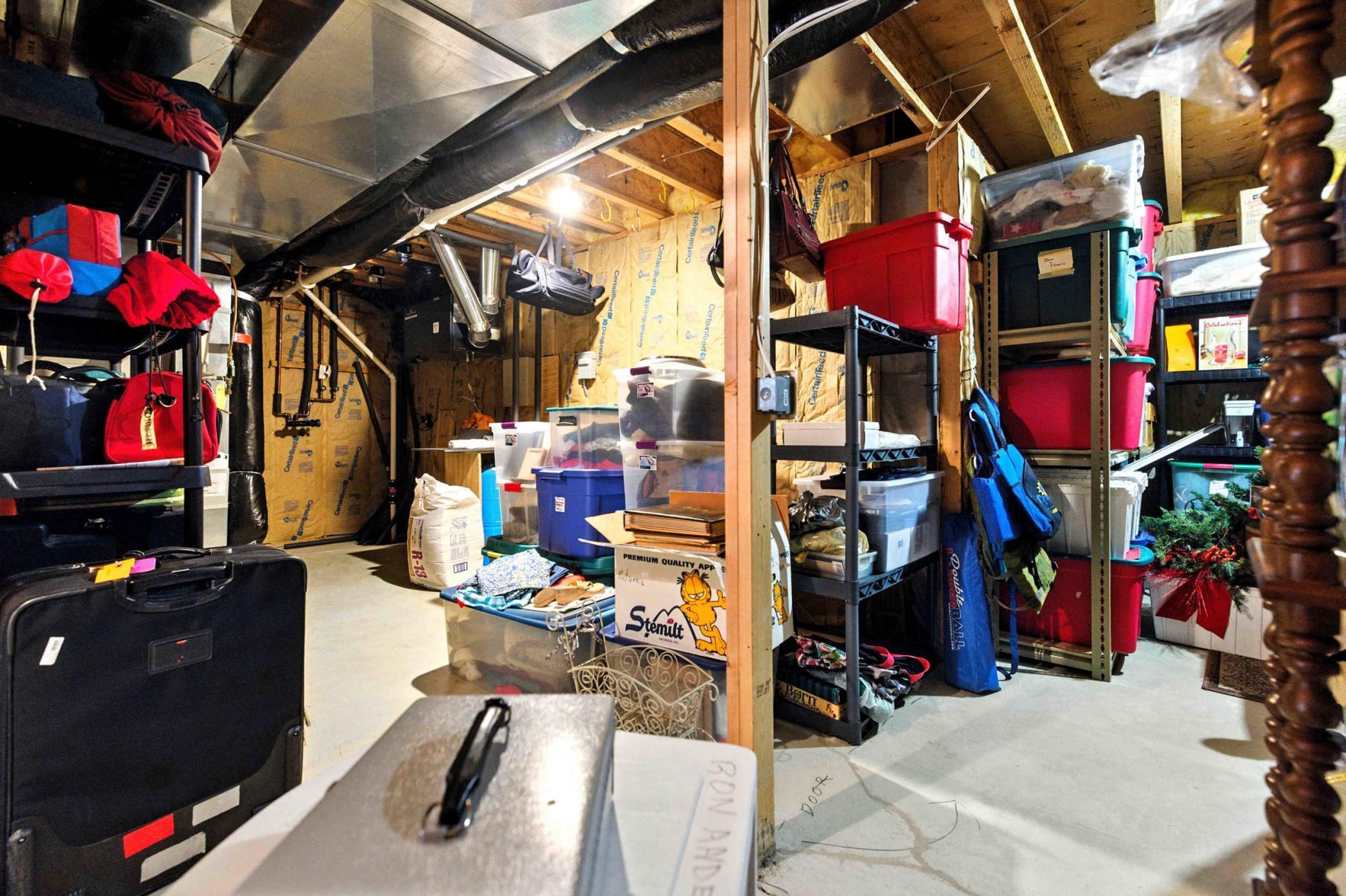 24719 Cove Trail