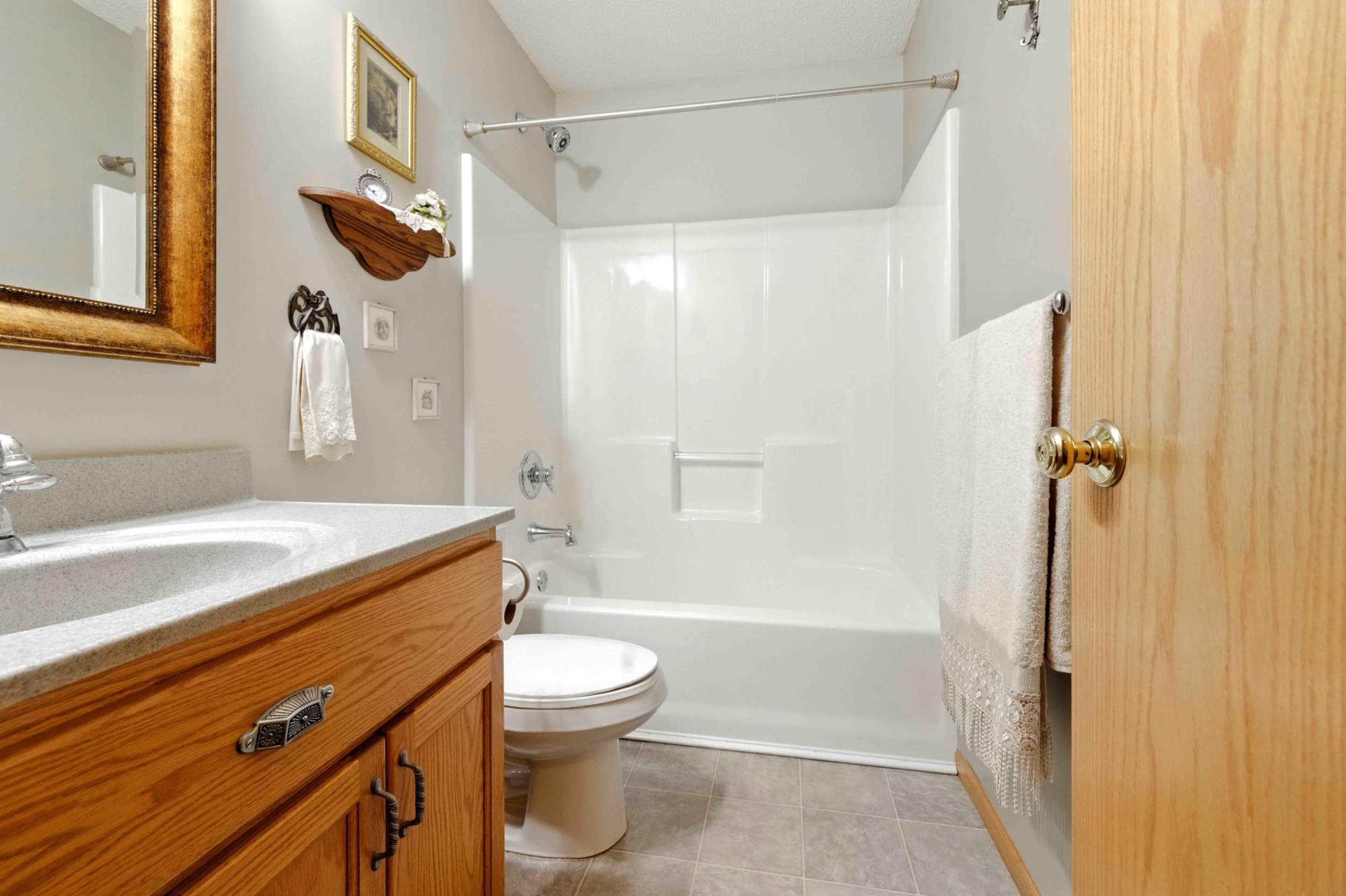 24719 Cove Trail