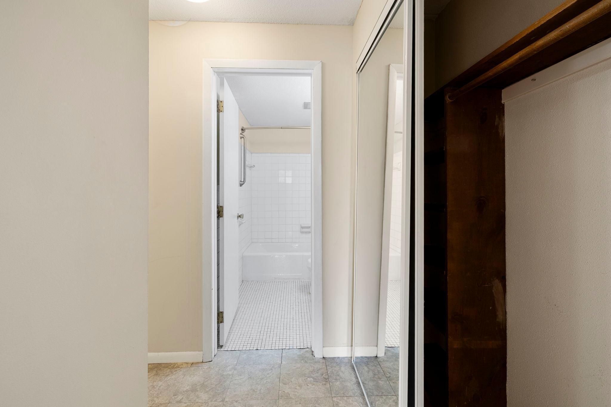 329 Geneva Avenue N Unit: 411