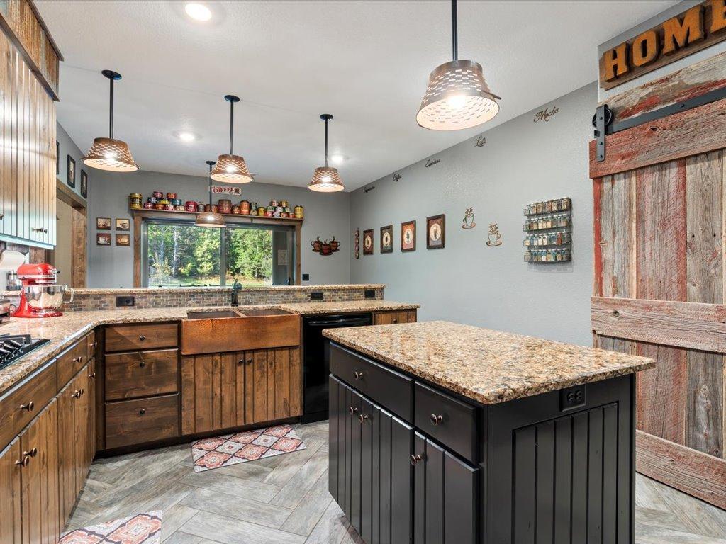3885 Branch Trail