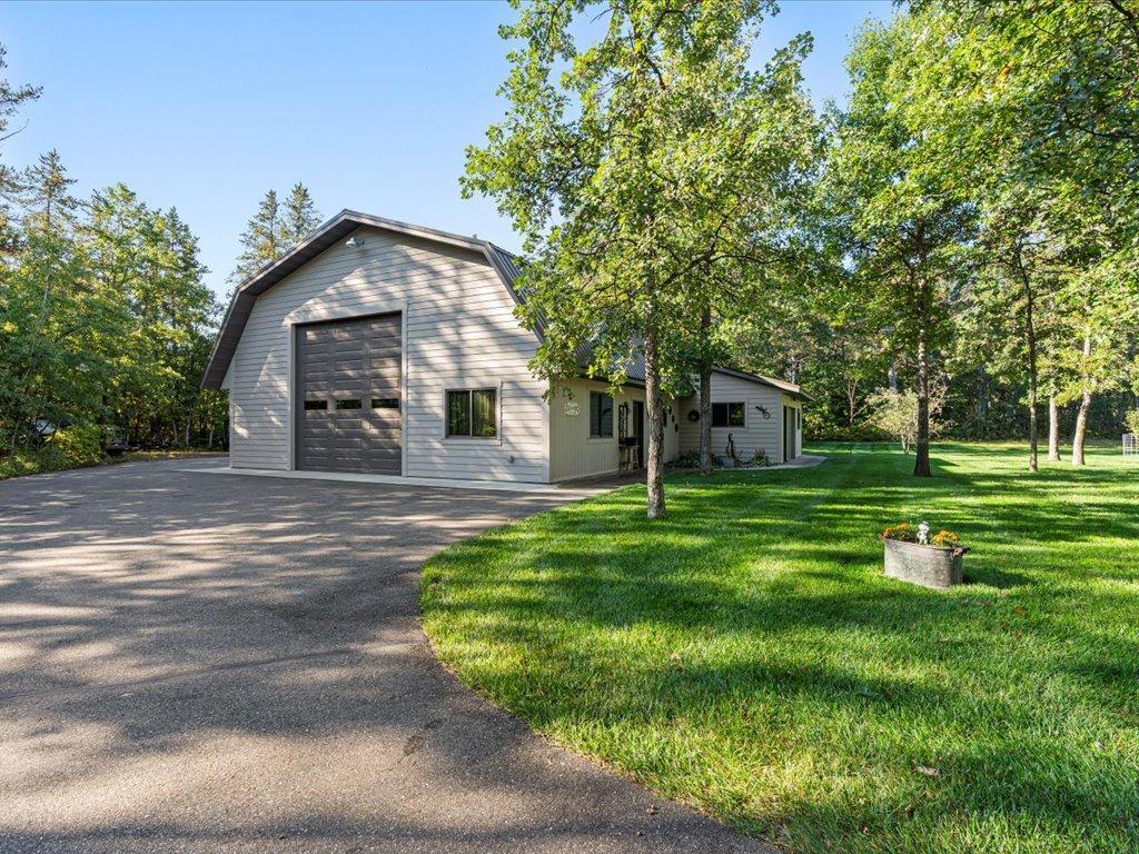 3885 Branch Trail
