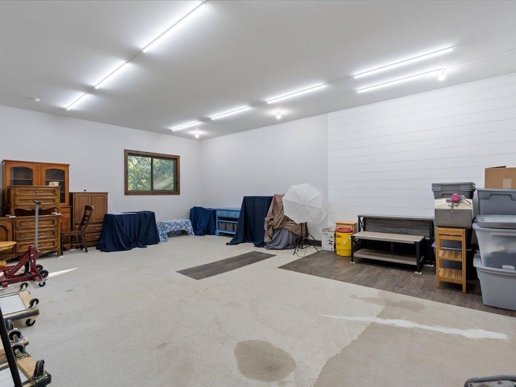 3885 Branch Trail