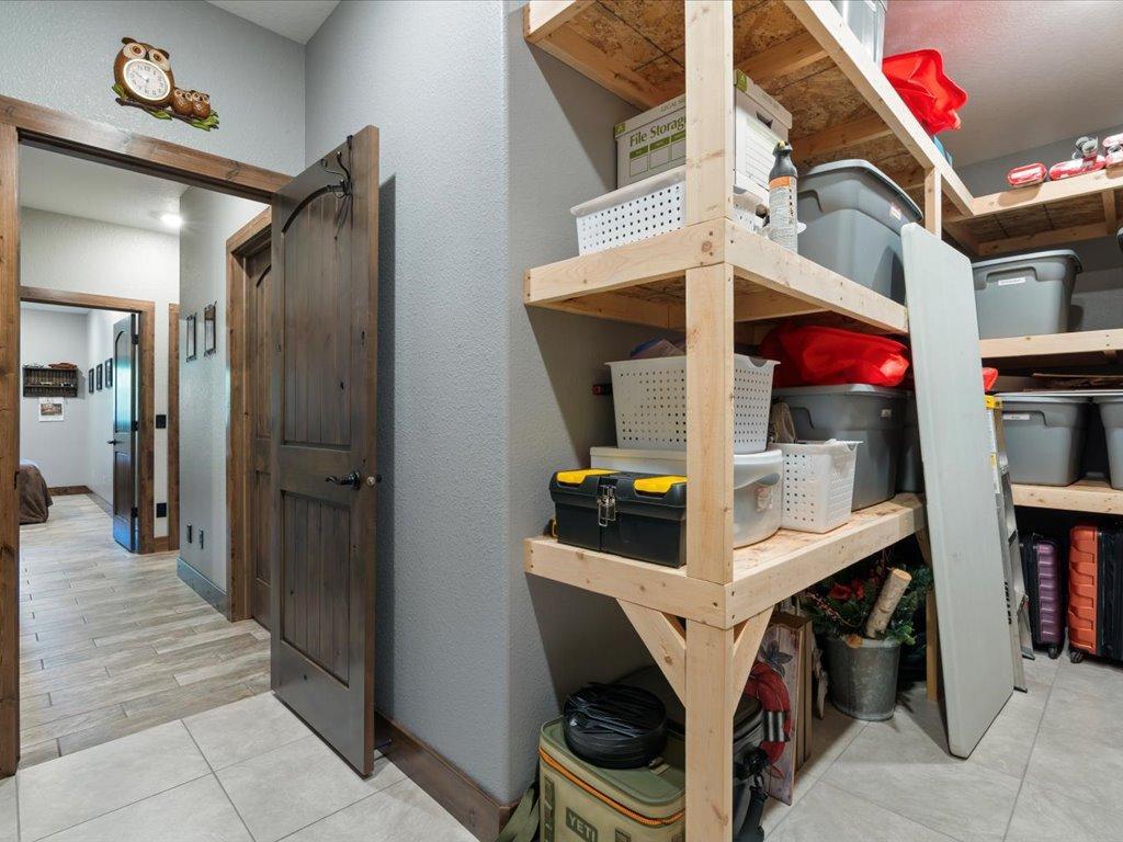 3885 Branch Trail