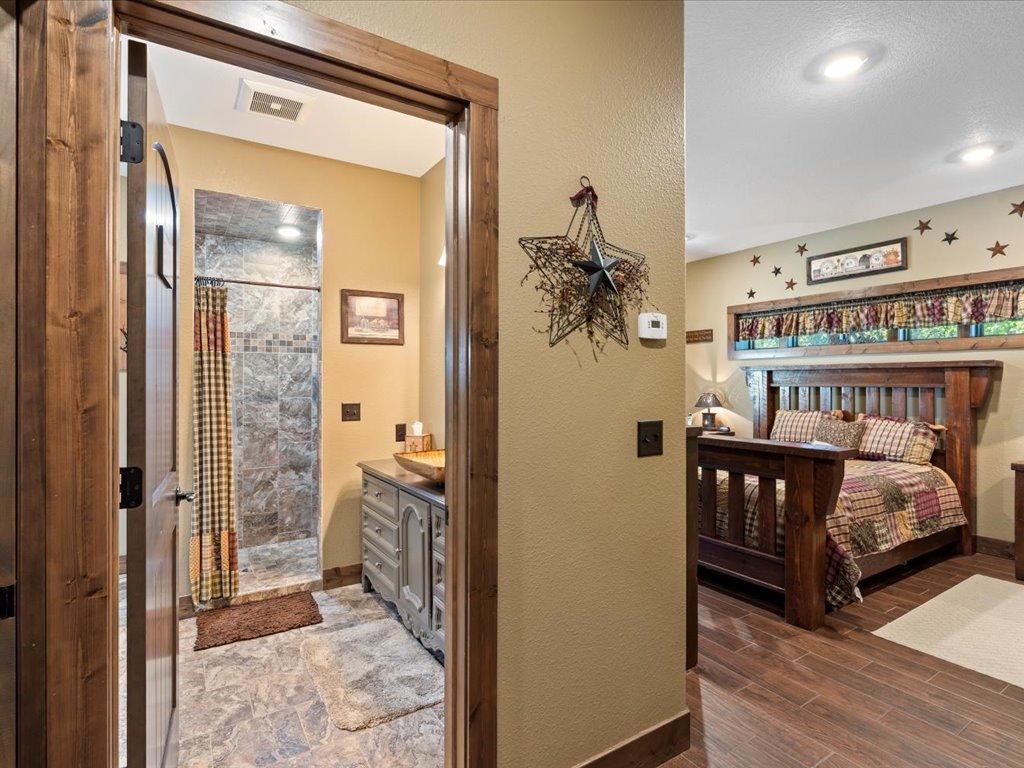 3885 Branch Trail