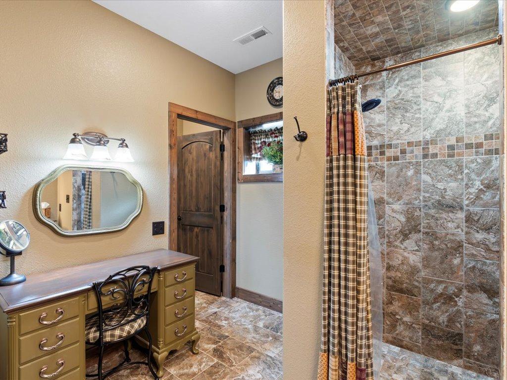 3885 Branch Trail