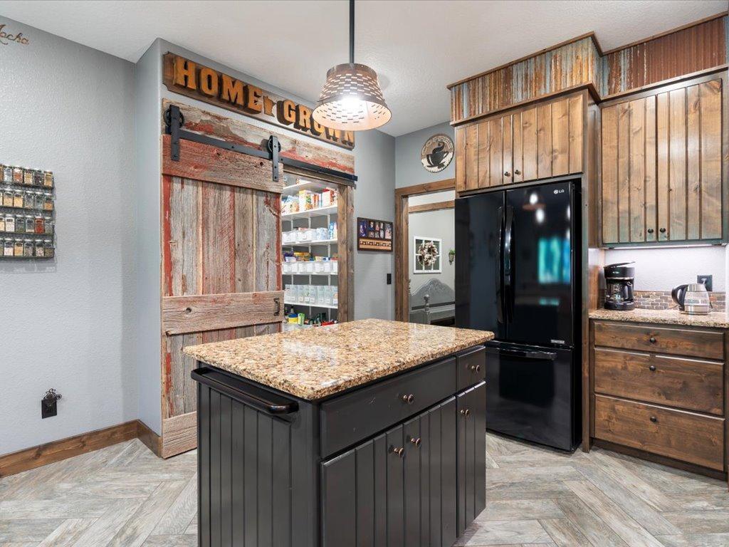 3885 Branch Trail