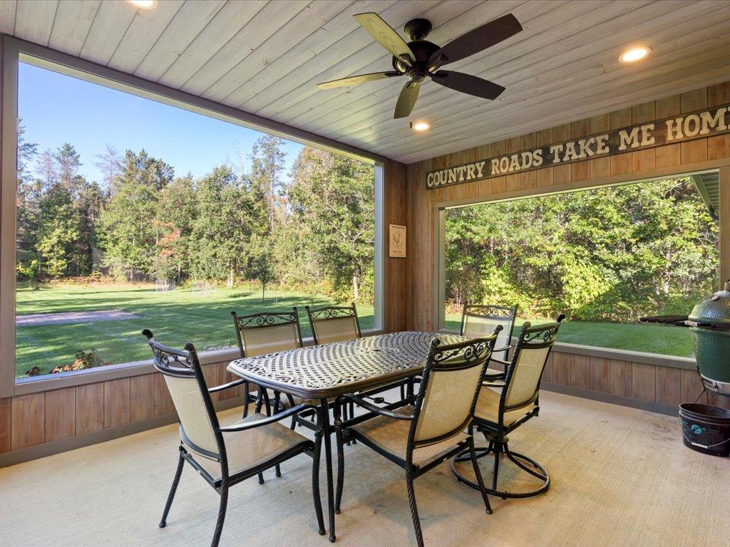 3885 Branch Trail