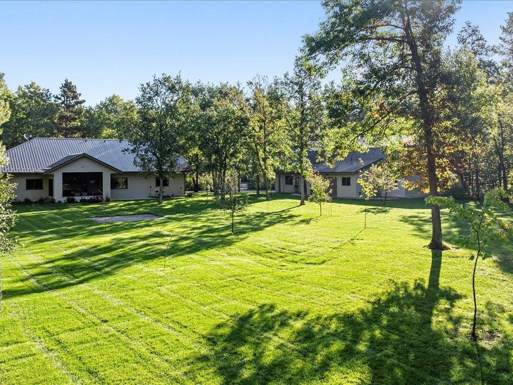 3885 Branch Trail