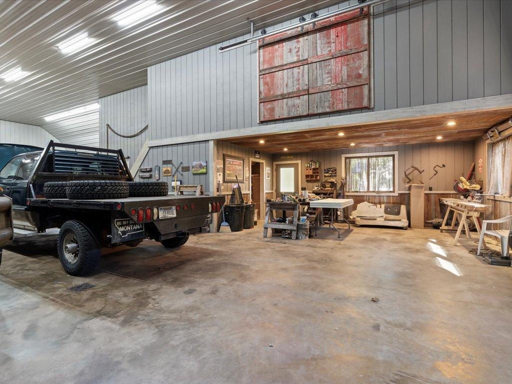 3885 Branch Trail
