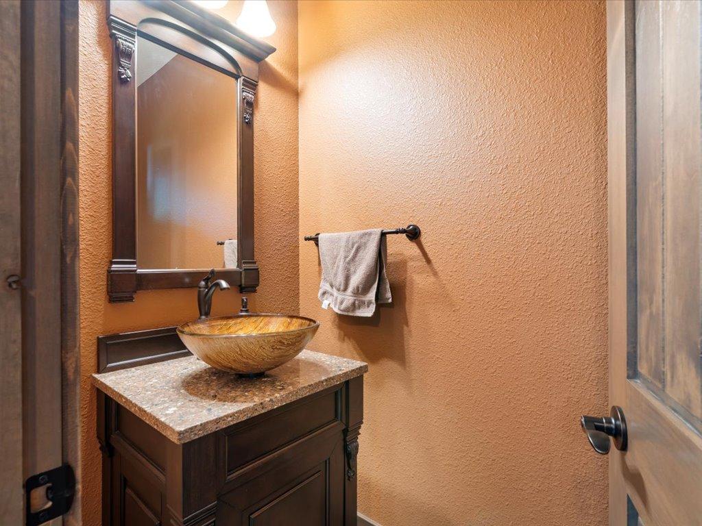 3885 Branch Trail