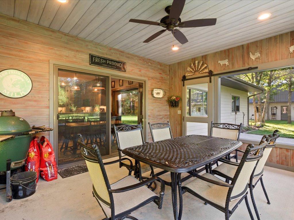 3885 Branch Trail