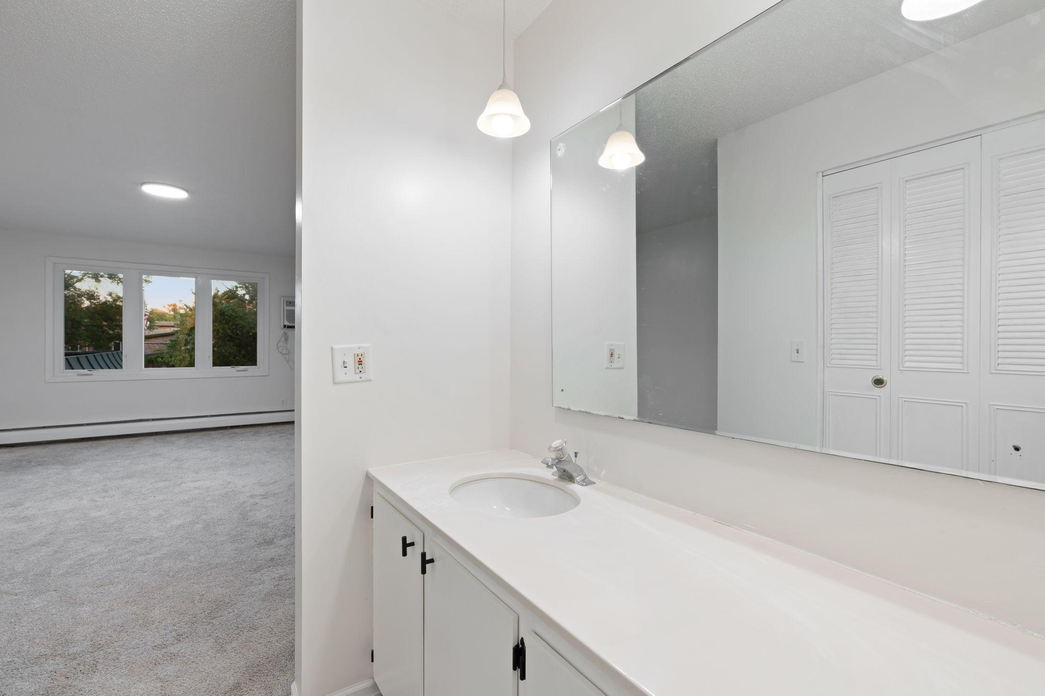 3200 Virginia Avenue S Unit: 209