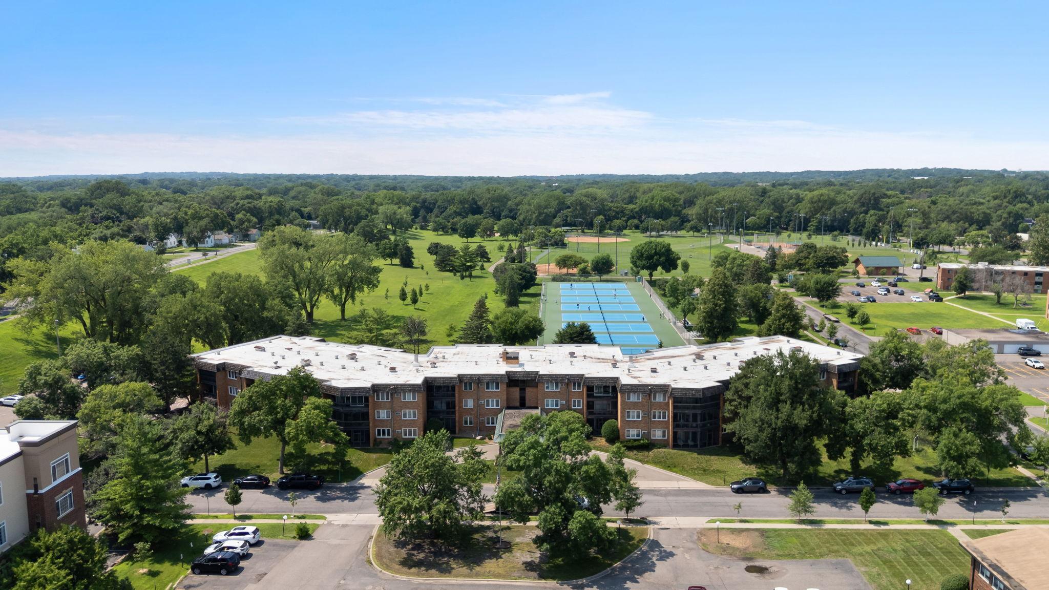 3200 Virginia Avenue S Unit: 209