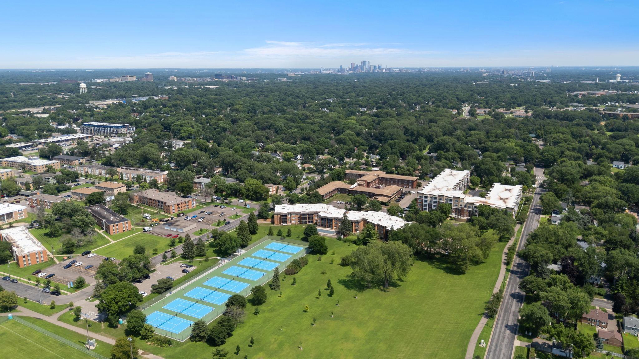 3200 Virginia Avenue S Unit: 209