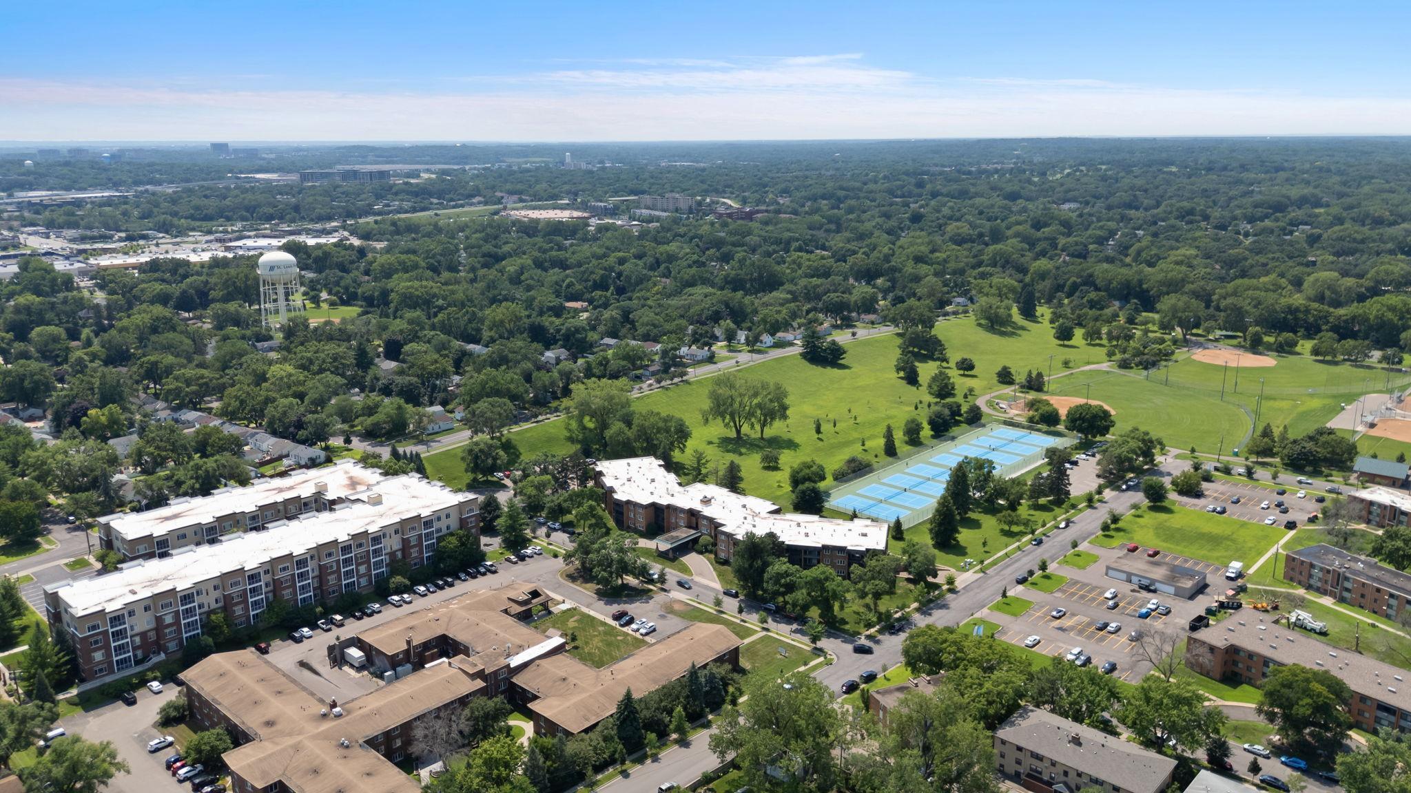 3200 Virginia Avenue S Unit: 209