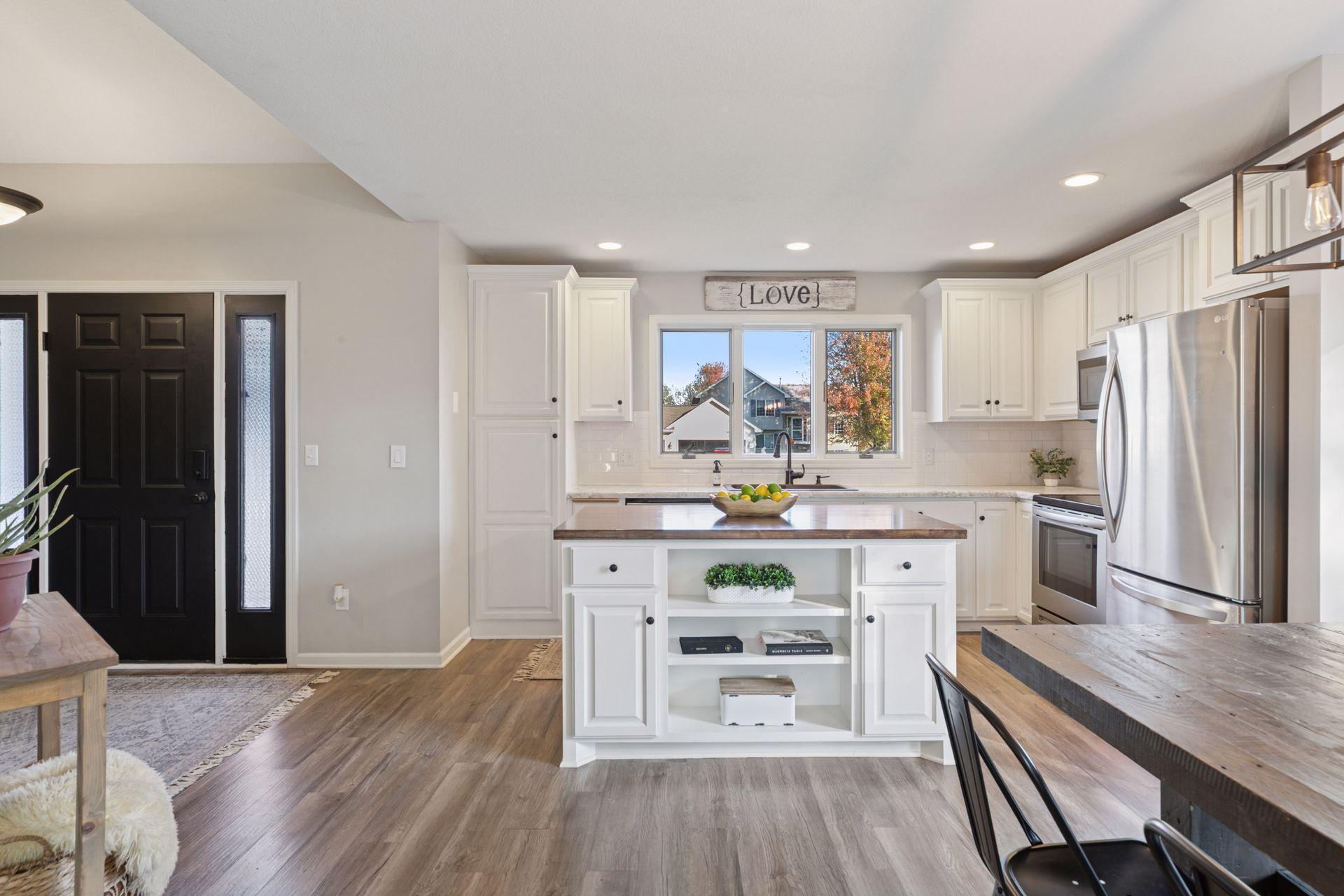 1325 Island View Drive