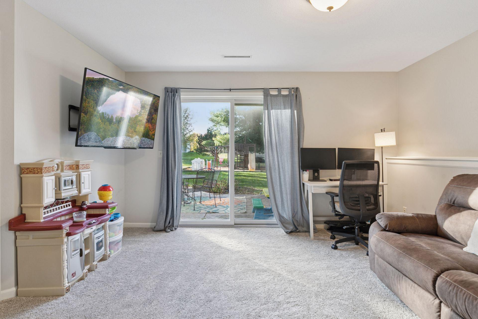 1325 Island View Drive