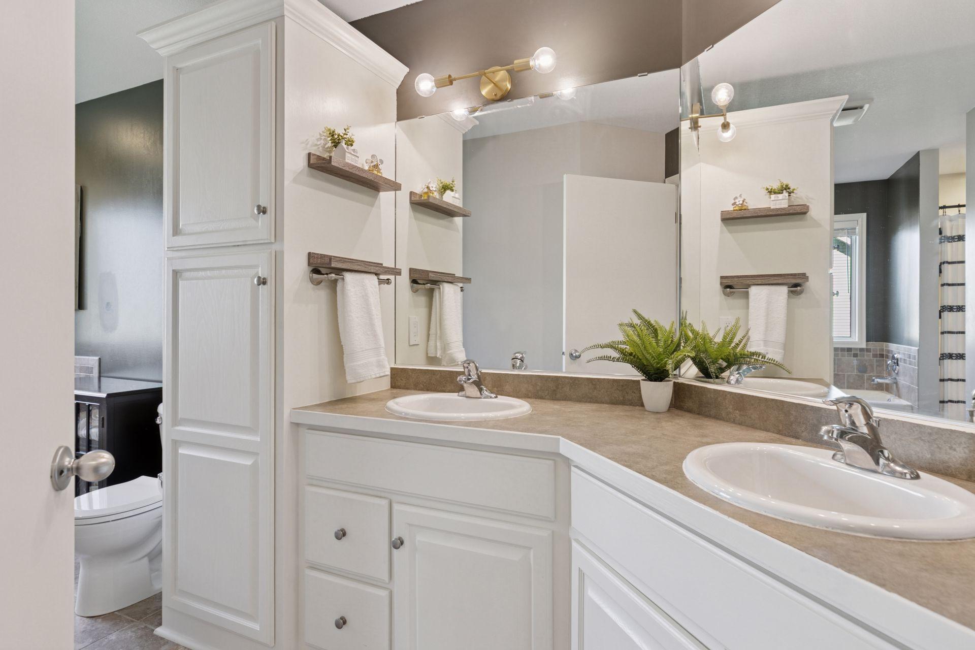 1325 Island View Drive