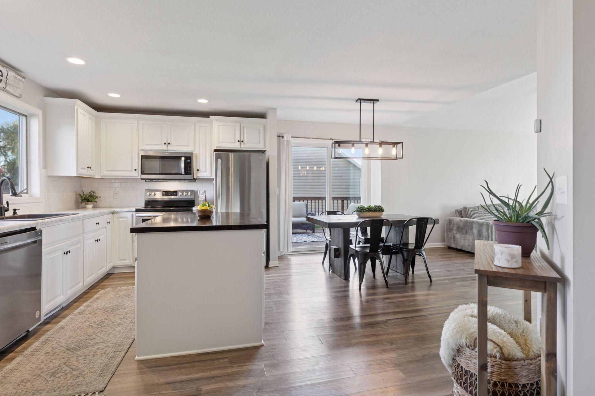 1325 Island View Drive